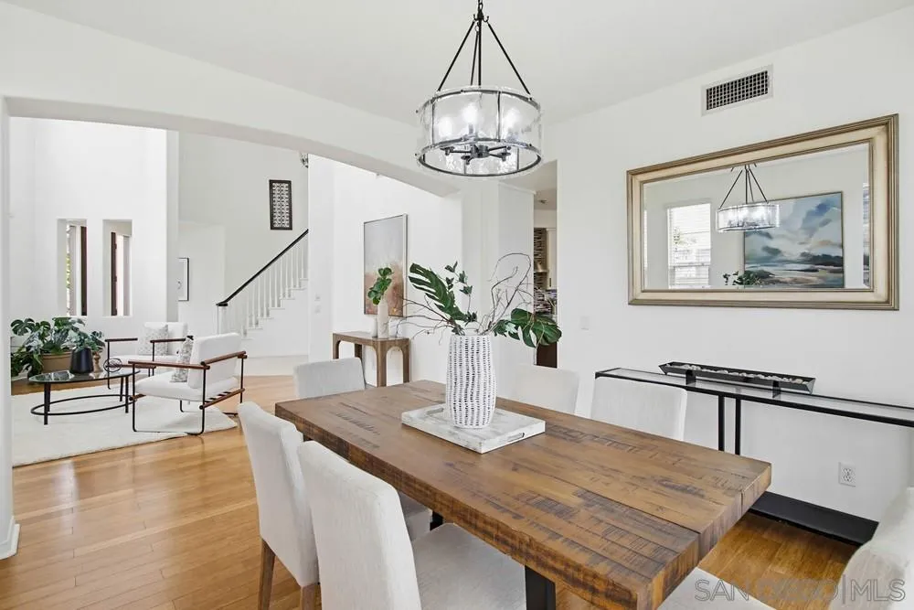 https://cdn.realtyfeed.com/cdn/127/260013266/7c5cab5a7b44ea1582adbf6e826d0279.webp