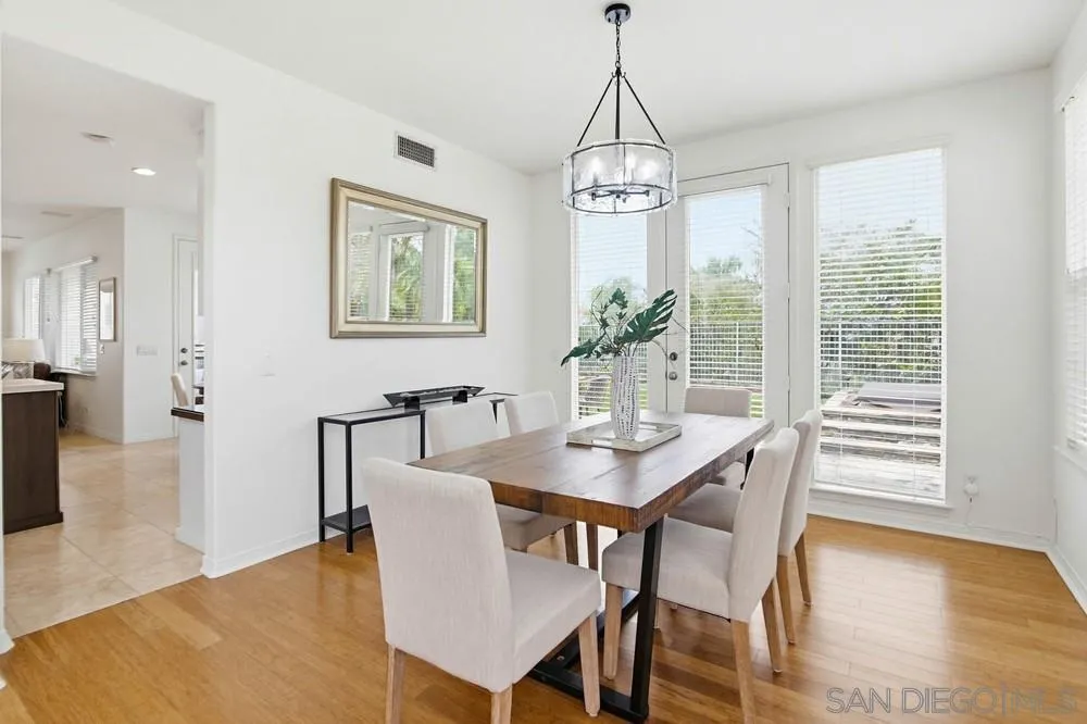 https://cdn.realtyfeed.com/cdn/127/260013266/d348807312e3cc4a5a14f96430240e53.webp