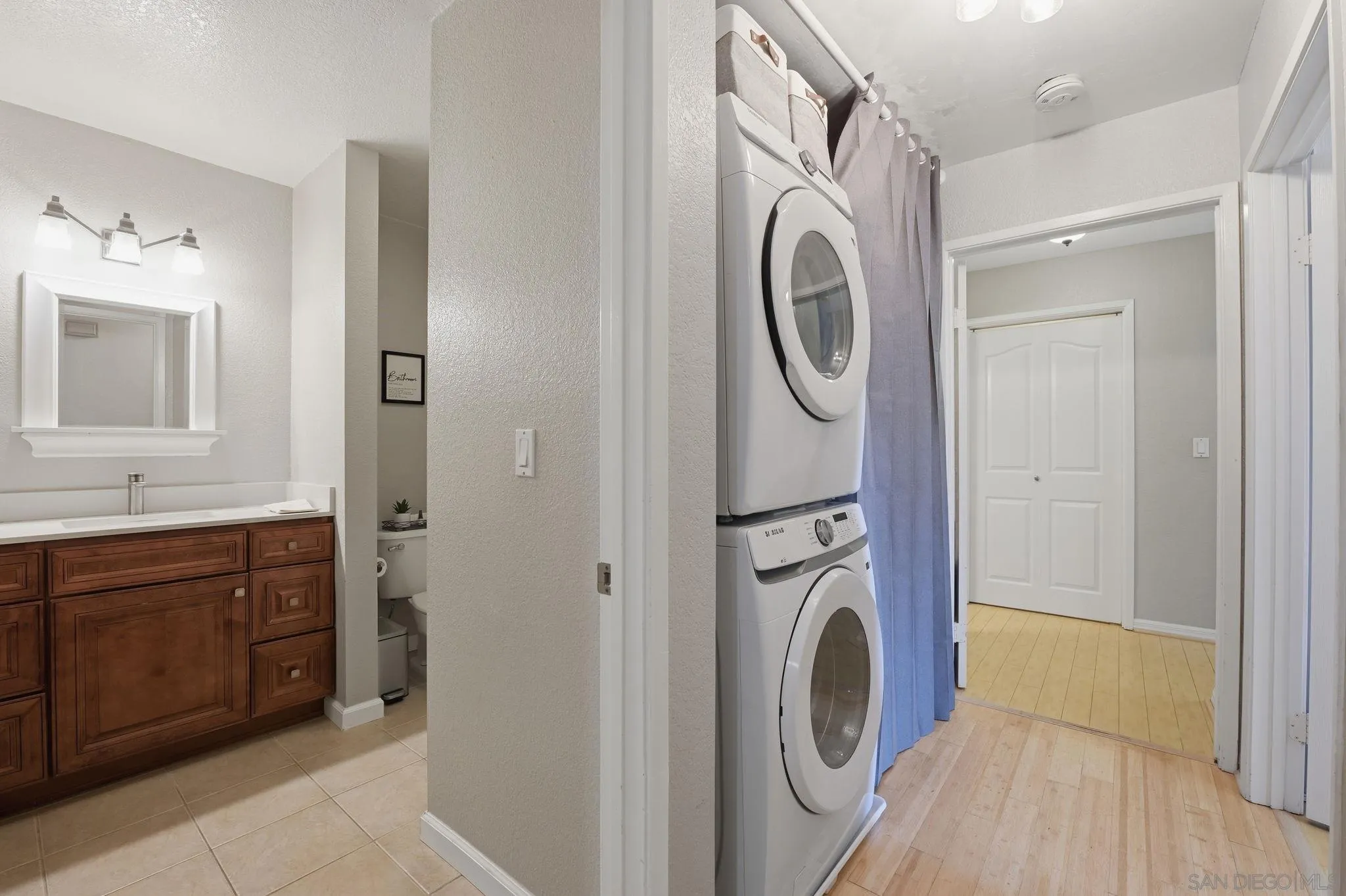 https://cdn.realtyfeed.com/cdn/127/260013267/3f2d8c9085c1261d52e98aca6998a417.webp