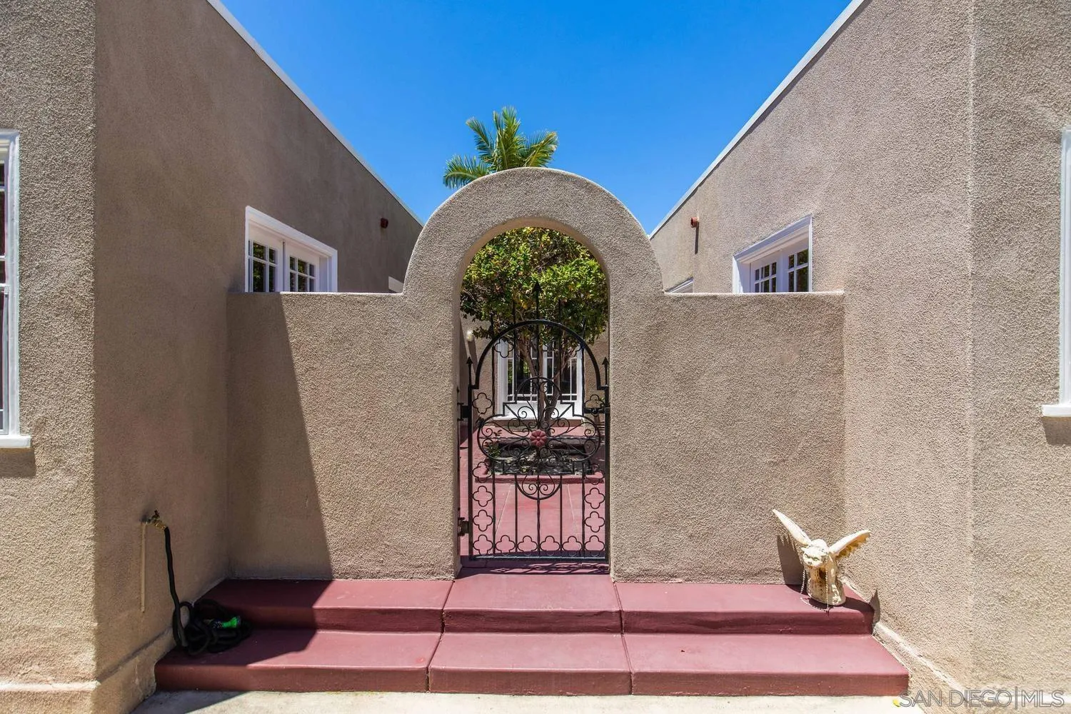 https://cdn.realtyfeed.com/cdn/127/260013269/0d89233618fd0bb9ba8272cbd2fbf6f7.webp