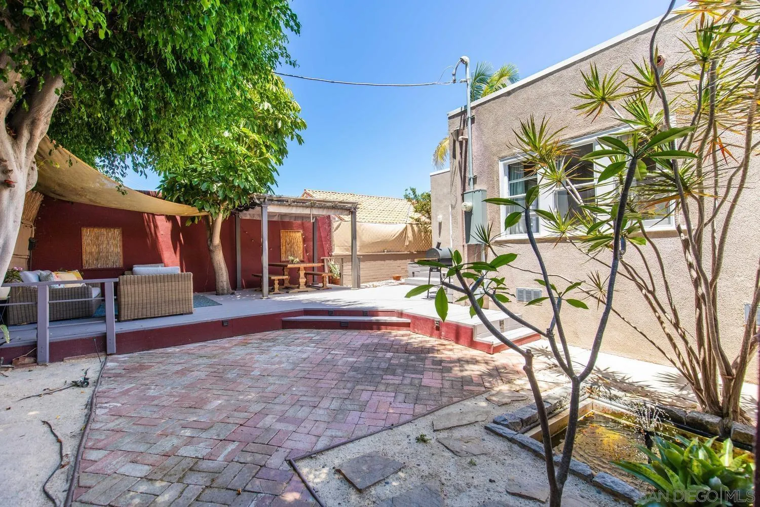 https://cdn.realtyfeed.com/cdn/127/260013269/a5e7ff69148ea9ba572918d97ecbbc61.webp