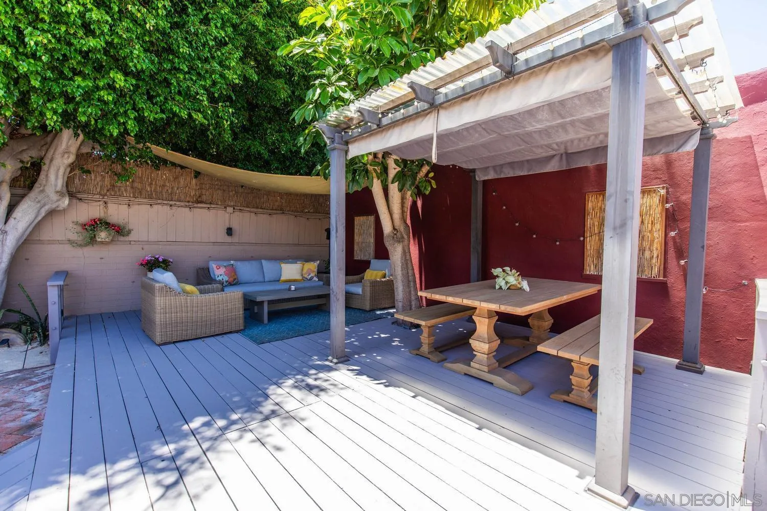 https://cdn.realtyfeed.com/cdn/127/260013269/c8faf85875dd9c786ed69ae7097e9853.webp