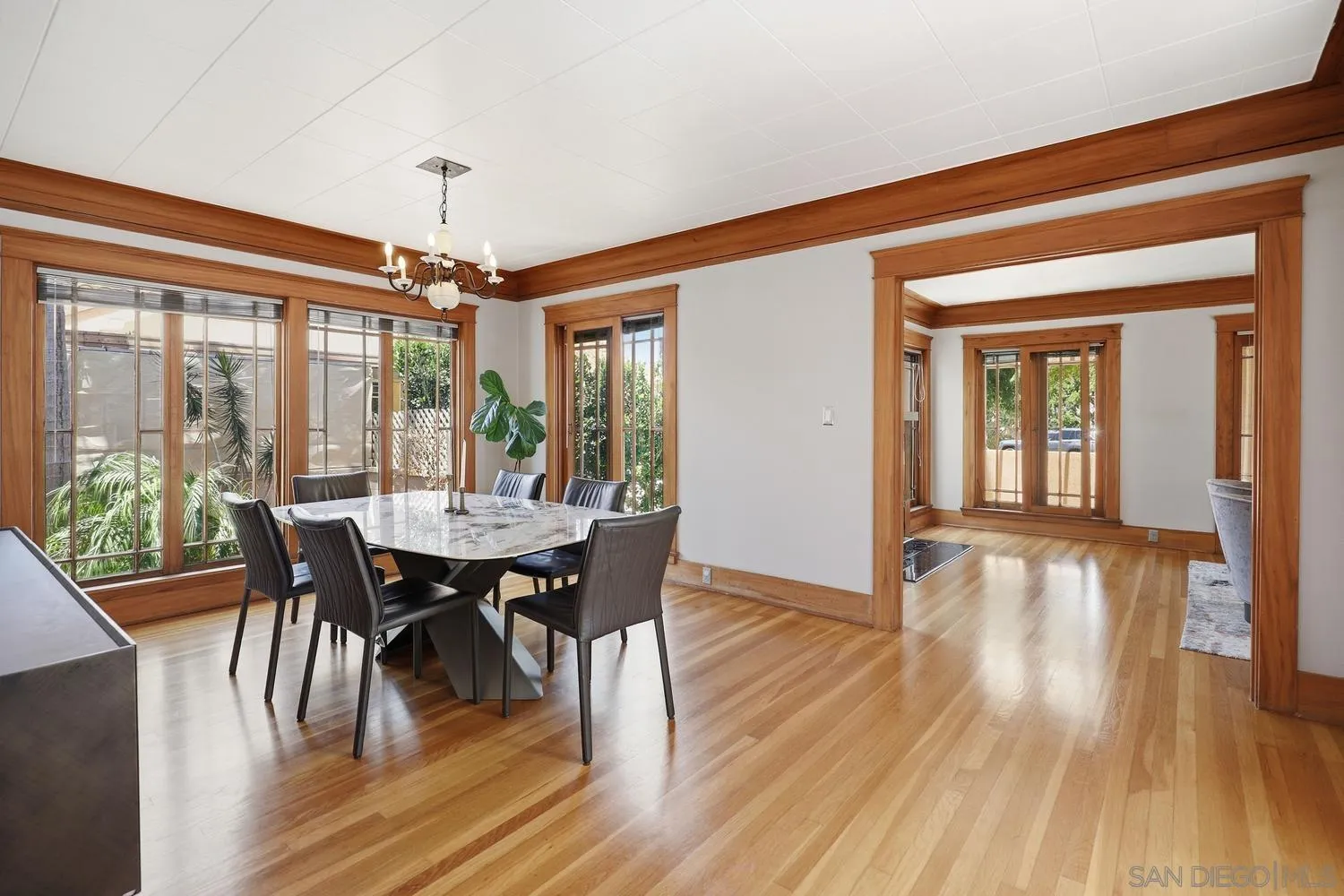 https://cdn.realtyfeed.com/cdn/127/260013269/d56a43fc8b7bc5fa2fddfd28507d1f1a.webp