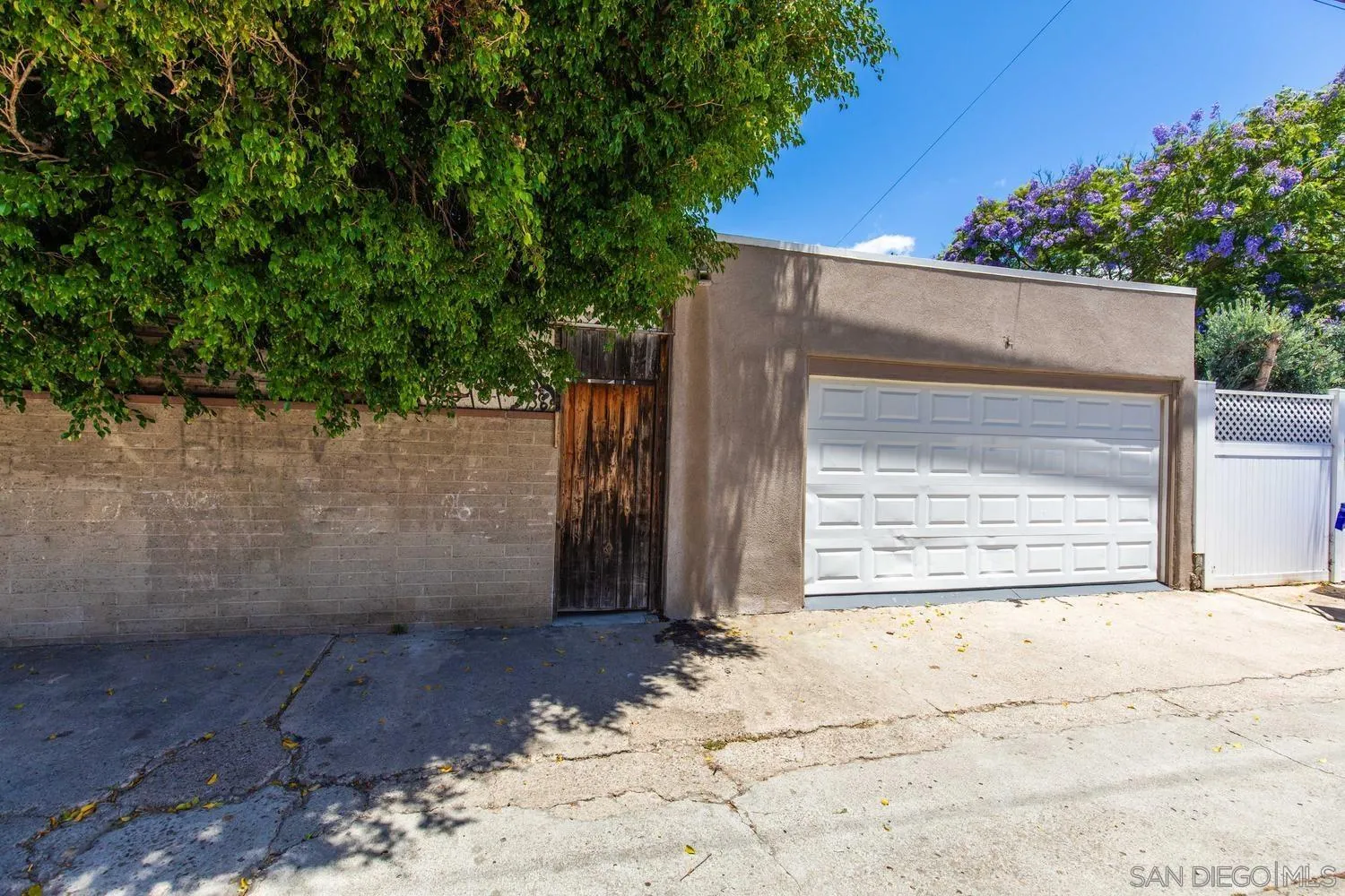 https://cdn.realtyfeed.com/cdn/127/260013269/fbba44fd67746512525dfa59d5f688e1.webp