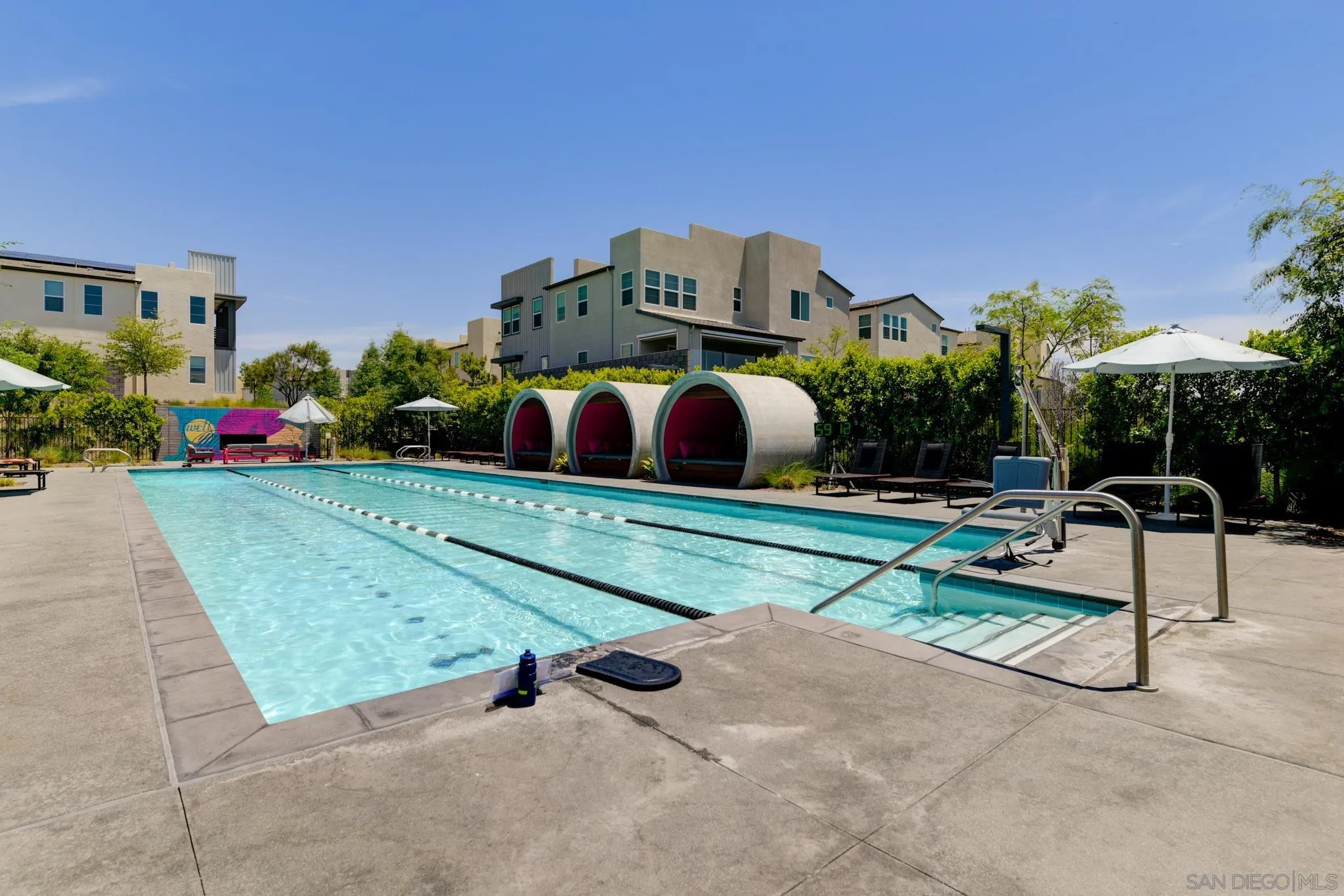 Photo #33: 260013272 Listing: Photo #33