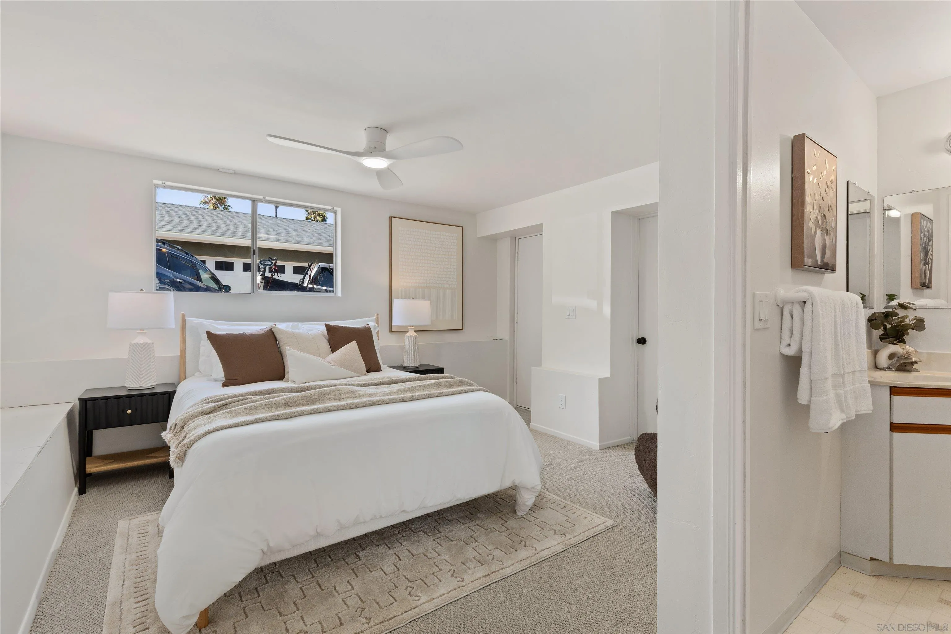 https://cdn.realtyfeed.com/cdn/127/260013275/36e00401cb4e9f531f4177020a8ded5c.webp