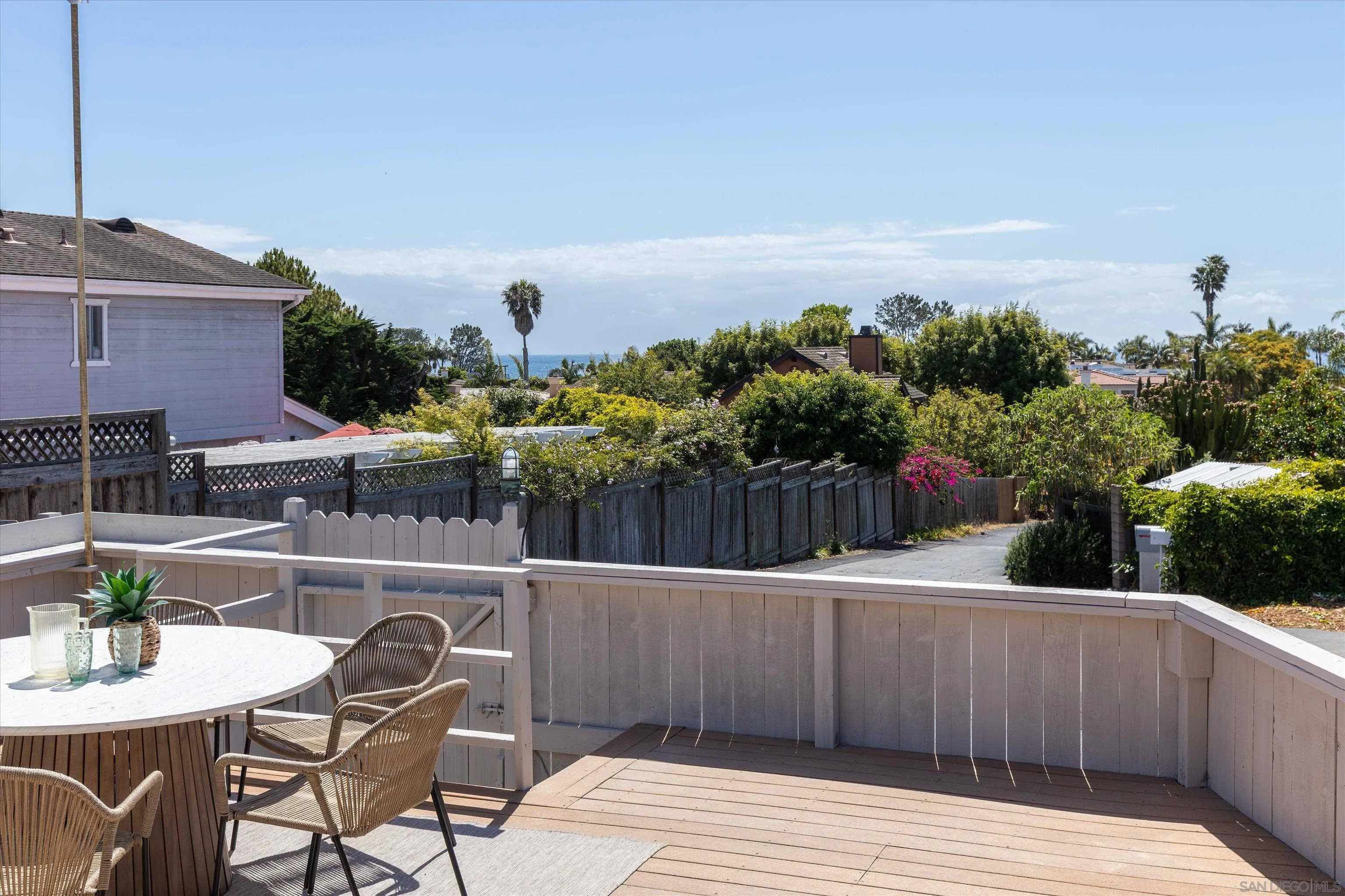https://cdn.realtyfeed.com/cdn/127/260013275/48e7b22164fc759c954cdff14cfaeedc.webp