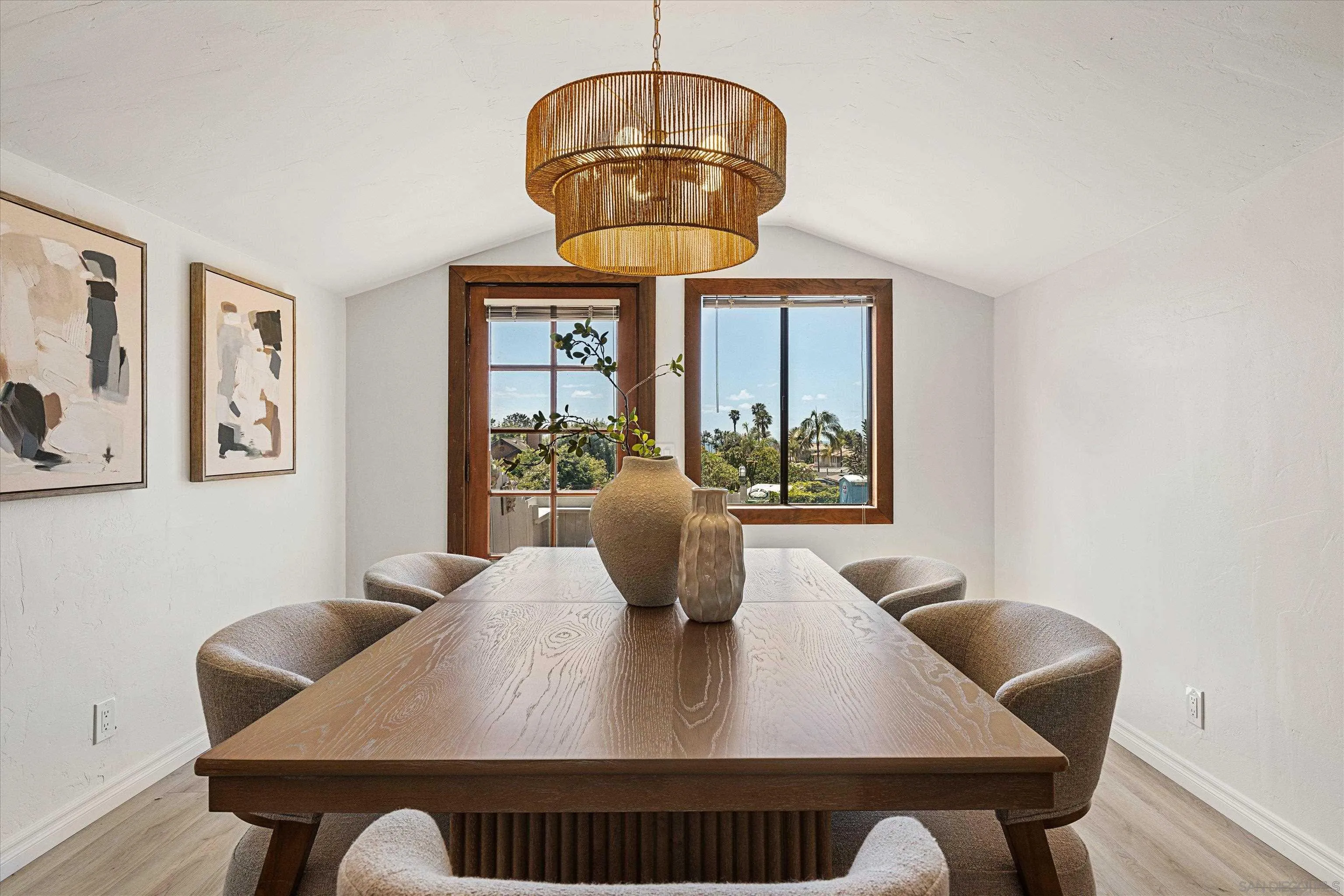 https://cdn.realtyfeed.com/cdn/127/260013275/602462fcd4faac6b67221ab30ab9166f.webp