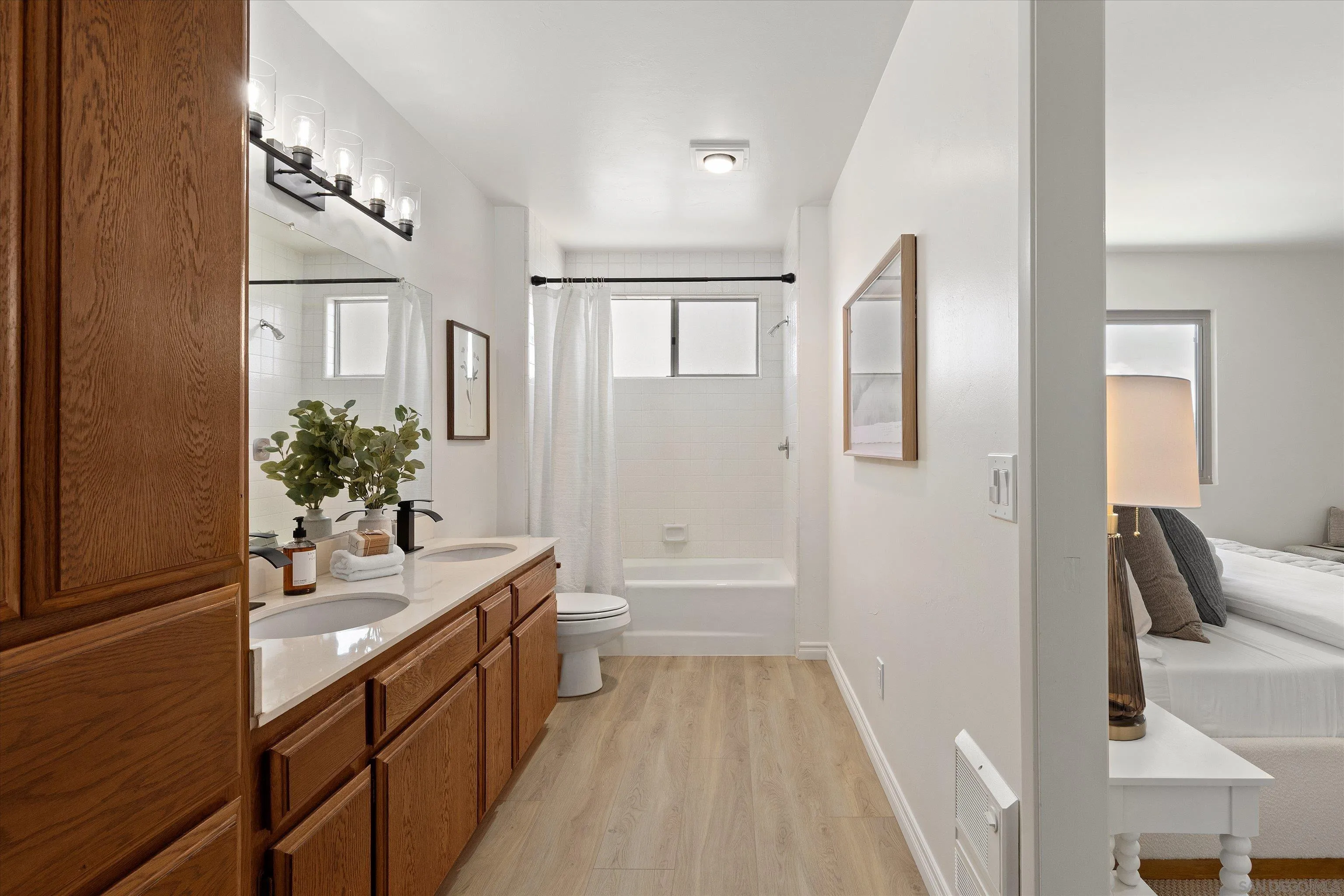 https://cdn.realtyfeed.com/cdn/127/260013275/9295f03c2bf09cecada74cfe3fc190d4.webp