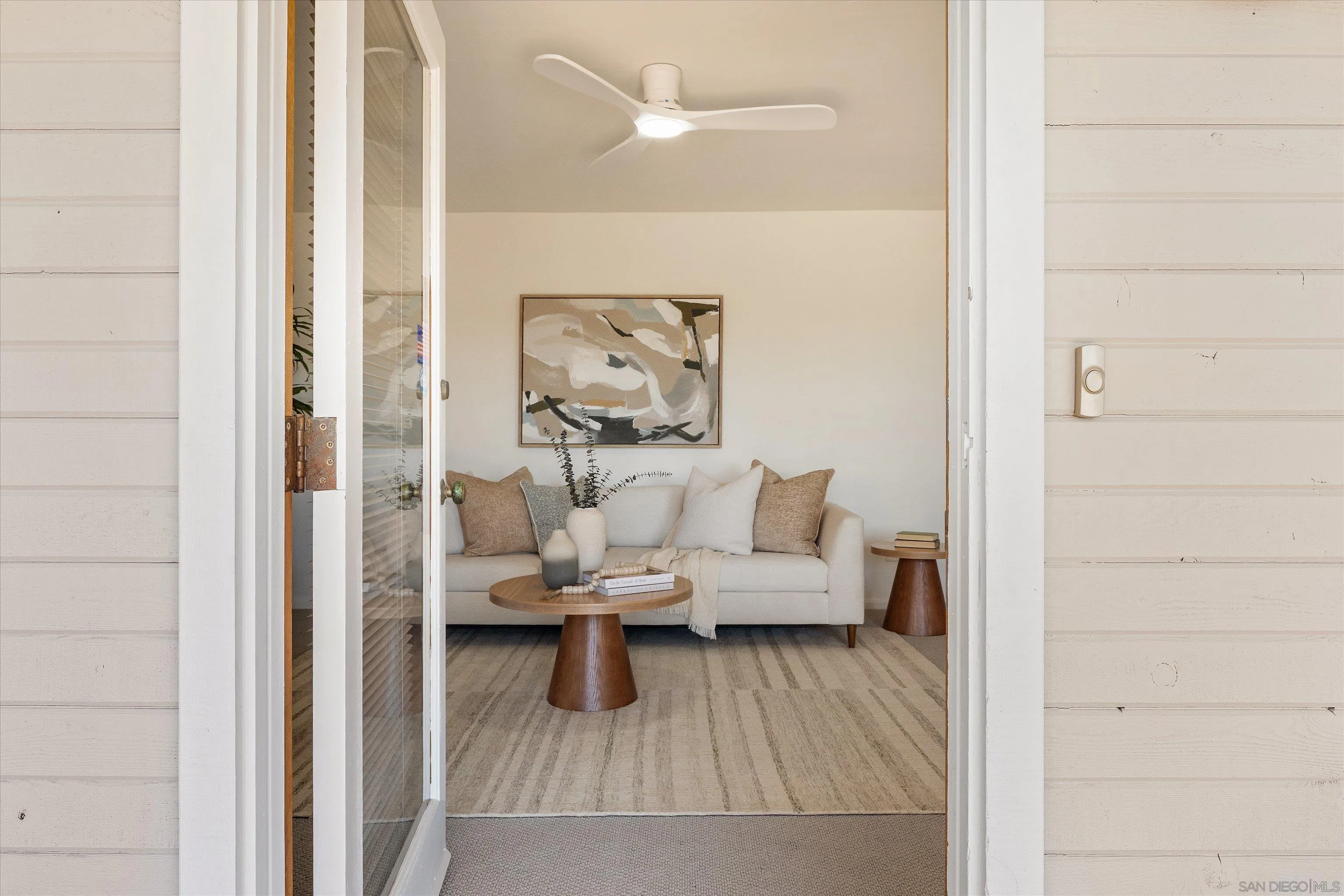 https://cdn.realtyfeed.com/cdn/127/260013275/d11e8674ec4e4012a421d88b40b7107d.webp