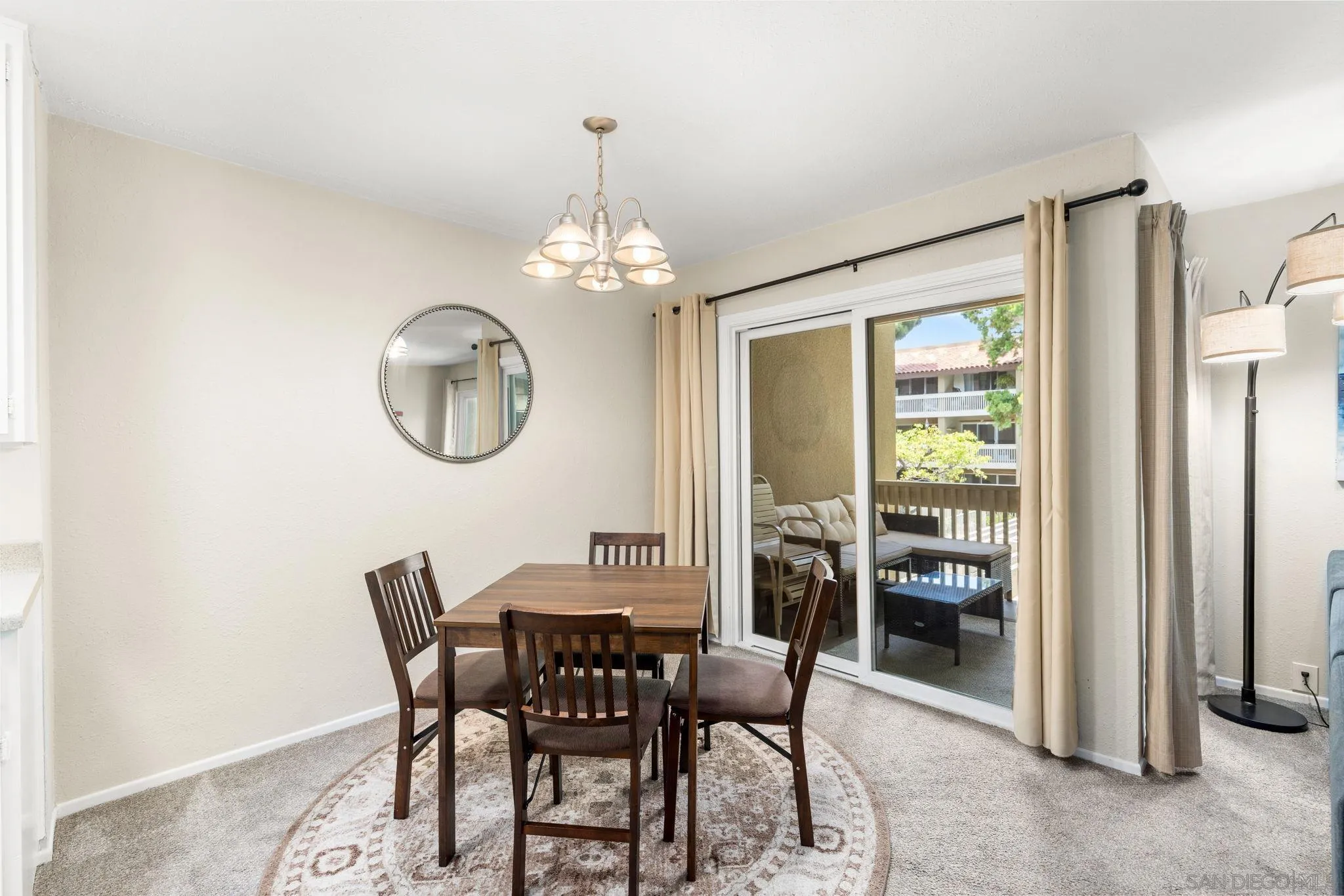 https://cdn.realtyfeed.com/cdn/127/260013279/1c5156ec9bc7a60088f50ba3ad1ae9bc.webp