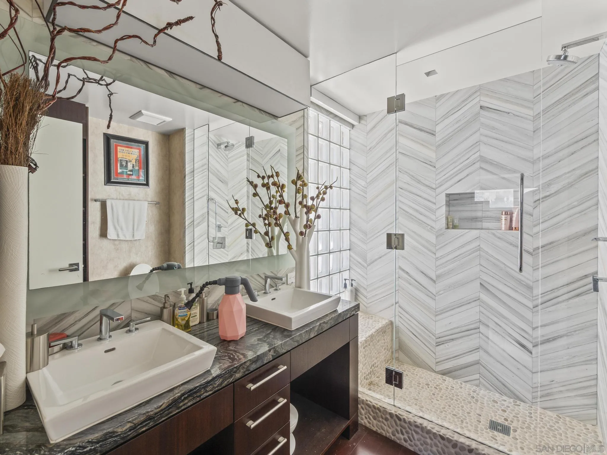 https://cdn.realtyfeed.com/cdn/127/260013286/28ead52e1e72121f8db1af86799b8e94.webp