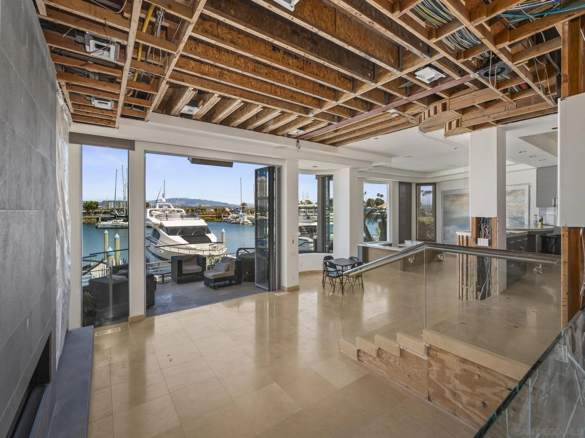https://cdn.realtyfeed.com/cdn/127/260013286/965b661ae372ca0b52de8e9b0d0a8211.webp