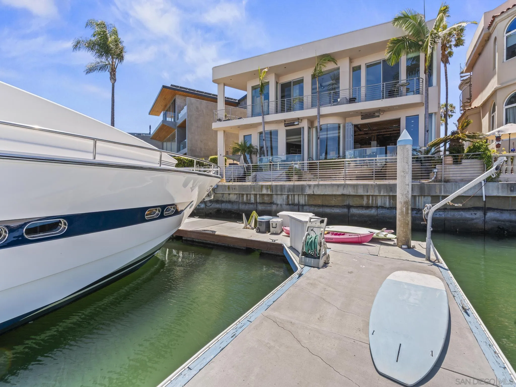 https://cdn.realtyfeed.com/cdn/127/260013286/ee332d3a0d98af803a51670d618751fc.webp
