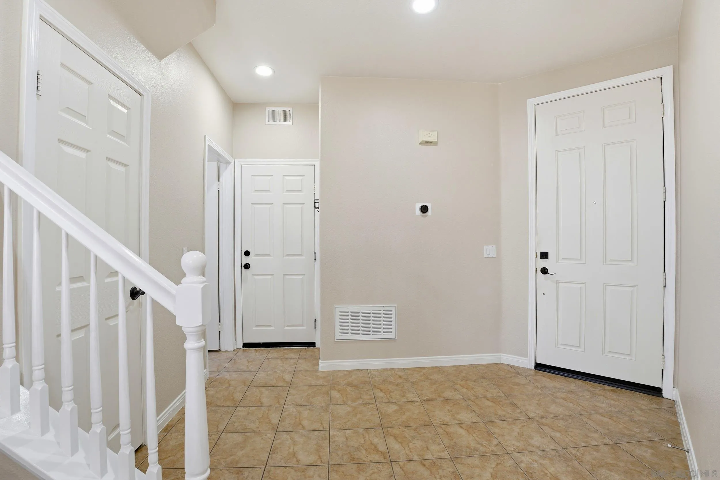 https://cdn.realtyfeed.com/cdn/127/260013287/3acaa0989dee8a359b1ccdf360328644.webp