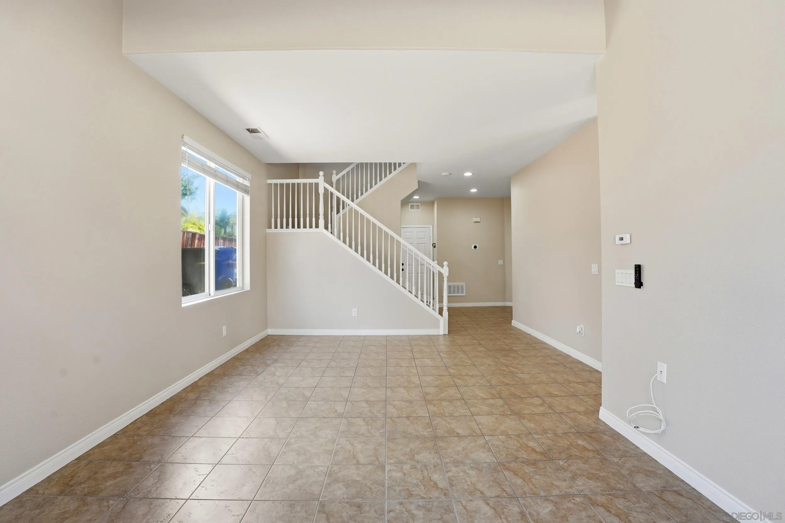 https://cdn.realtyfeed.com/cdn/127/260013287/4b4dda1fa56e3bff457ab5bc7be7ec37.webp