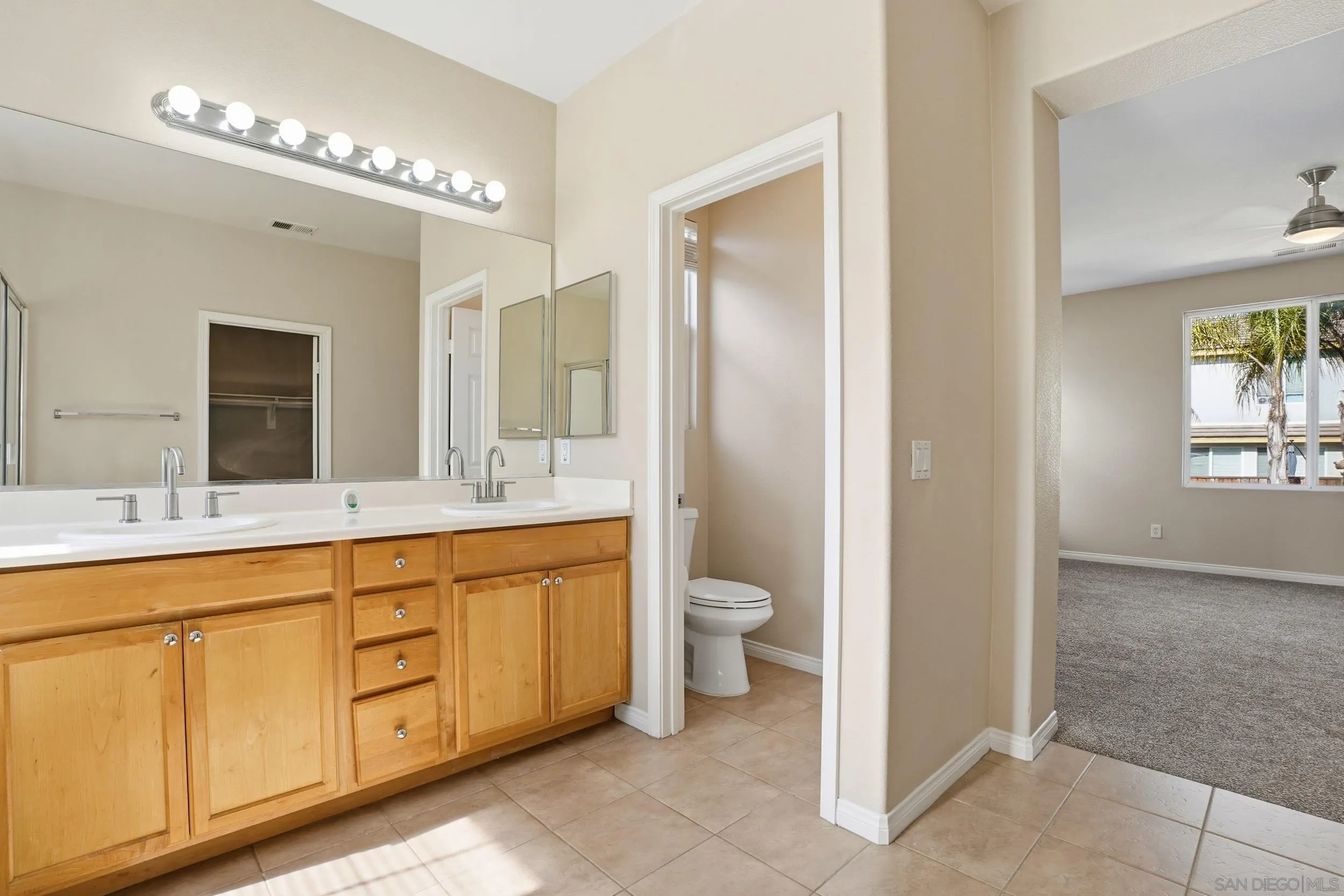 https://cdn.realtyfeed.com/cdn/127/260013287/5346be5c8379d5ef94d96f6f6110537d.webp
