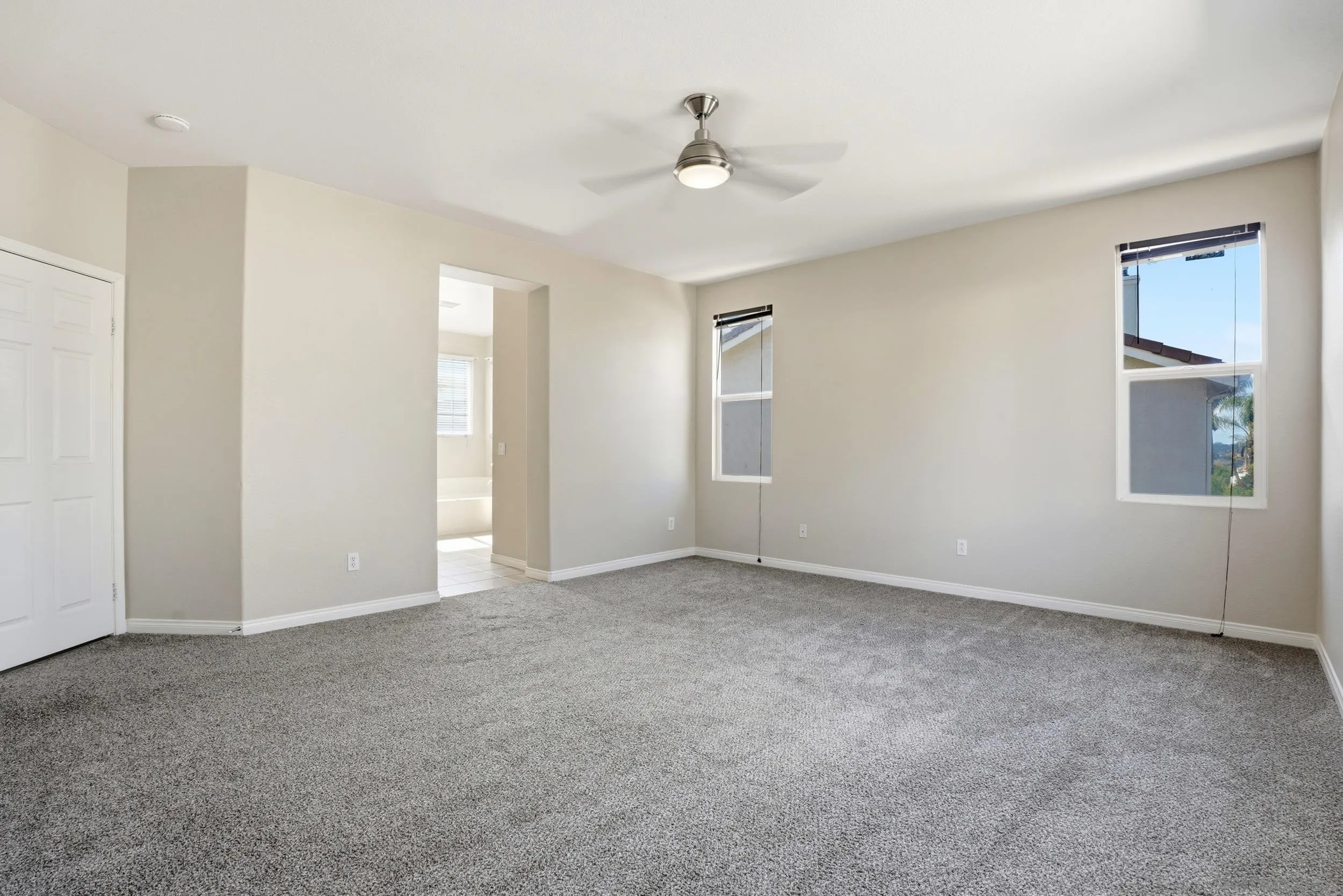 https://cdn.realtyfeed.com/cdn/127/260013287/6e36f788fed7643905f62e3033625169.webp