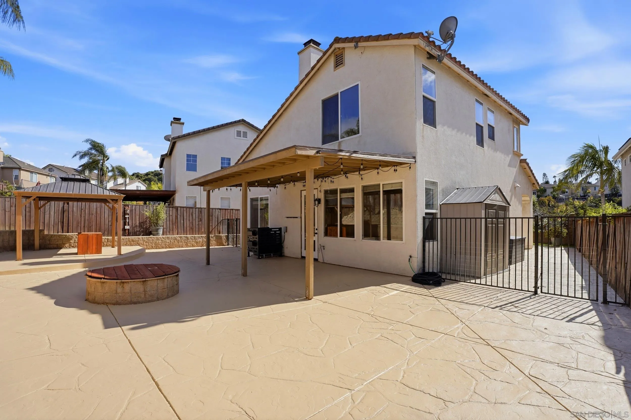 https://cdn.realtyfeed.com/cdn/127/260013287/826f817dbbb1ae1784008607d1e4455a.webp