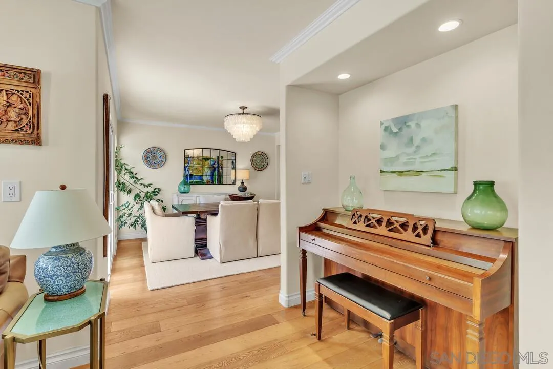 Photo #13: 260013293 Listing: Photo #13