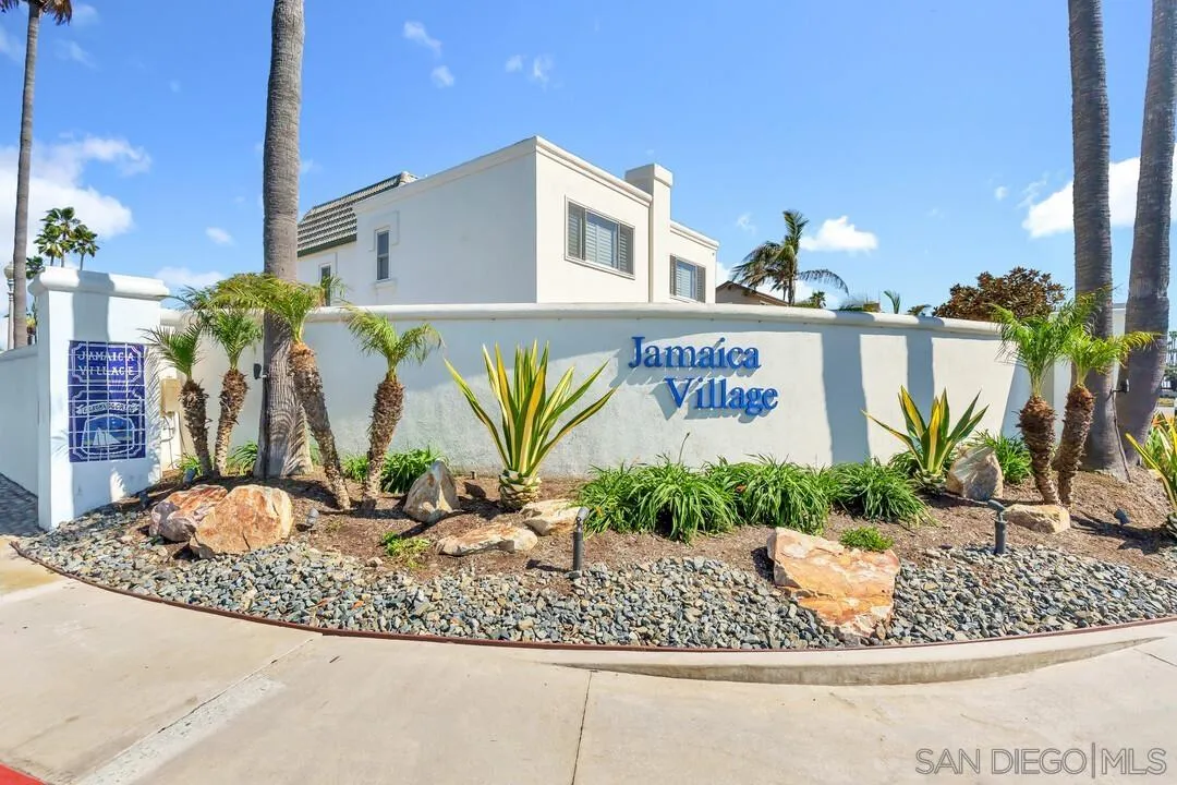 Photo #33: 260013293 Listing: Photo #33