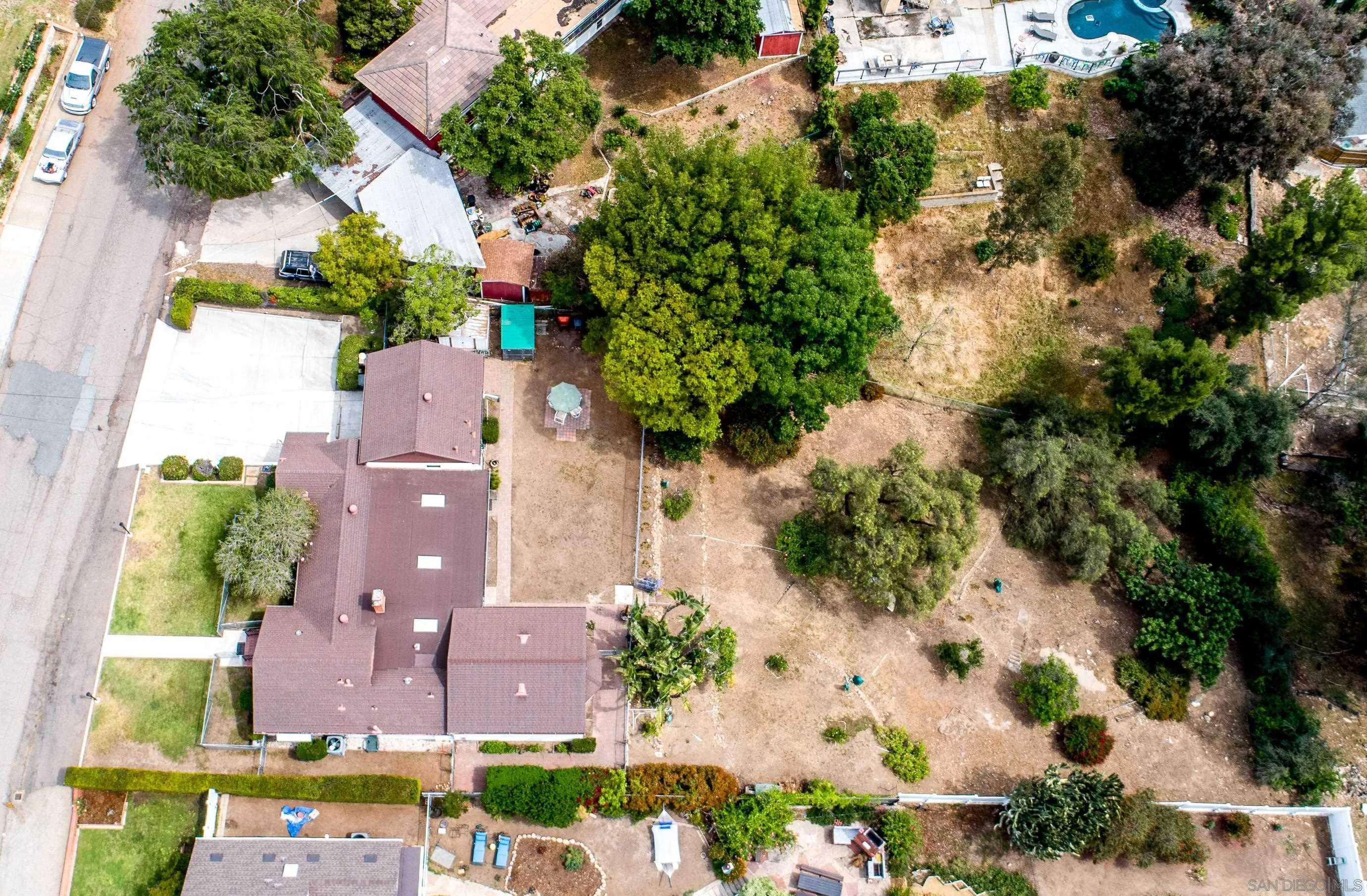 https://cdn.realtyfeed.com/cdn/127/260013294/c5f52485fb70cd2b19a9426eb2184f8a.webp