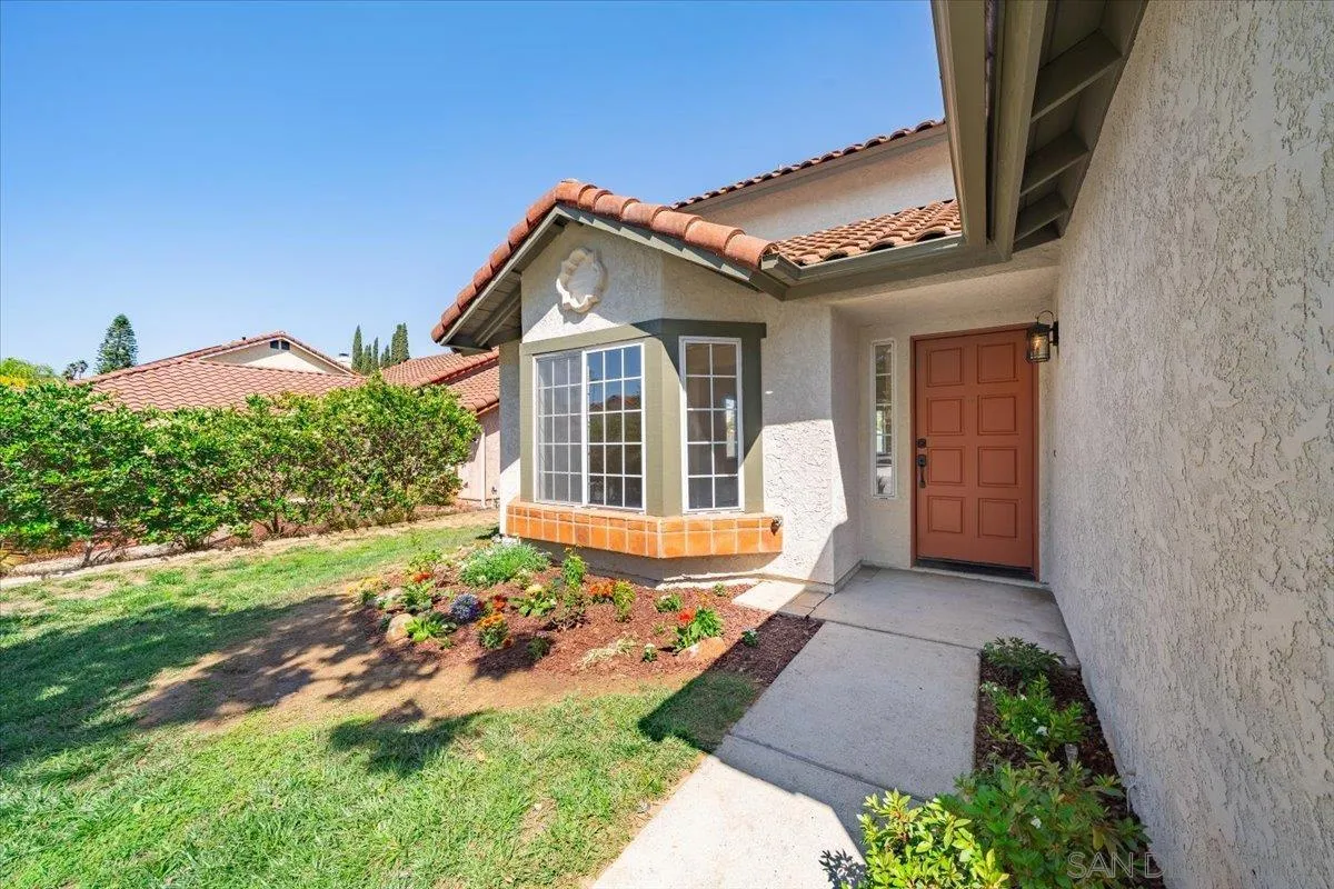 1726 Las Palmas Ln, Escondido, CA 92026 - Photo 5 of 50, Escondido, CA