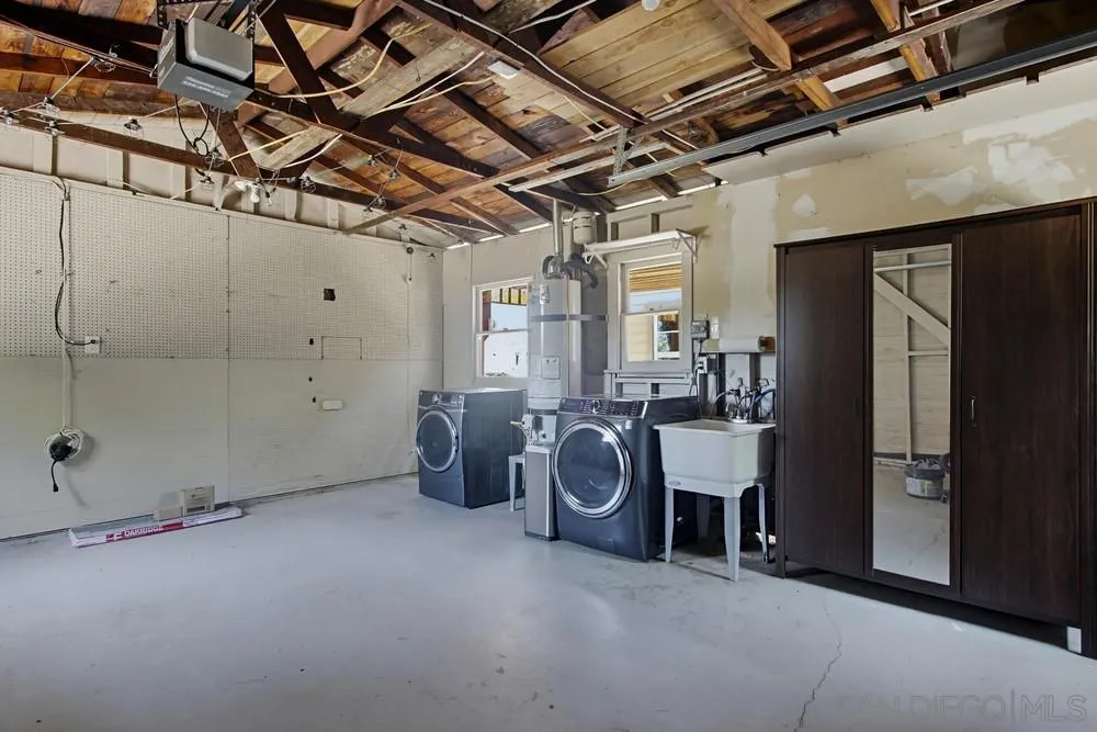 https://cdn.realtyfeed.com/cdn/127/260013296/5e11bb4ecdd60d031cee393fce2b5c61.webp