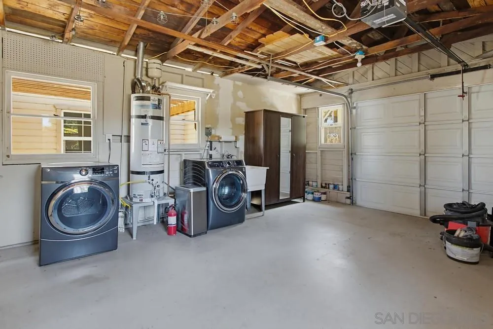https://cdn.realtyfeed.com/cdn/127/260013296/9055062ecf657f9d883f73d3fbb6d8e0.webp