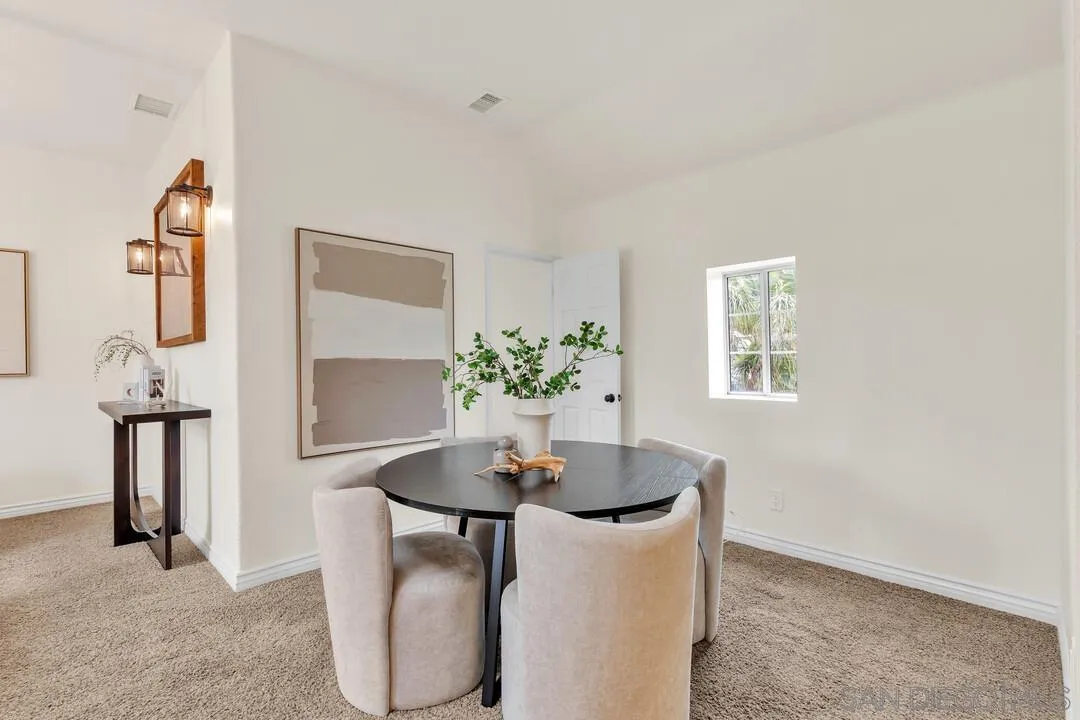 https://cdn.realtyfeed.com/cdn/127/260013299/3faabb567ee1f036c2ae09ff19c8723f.webp