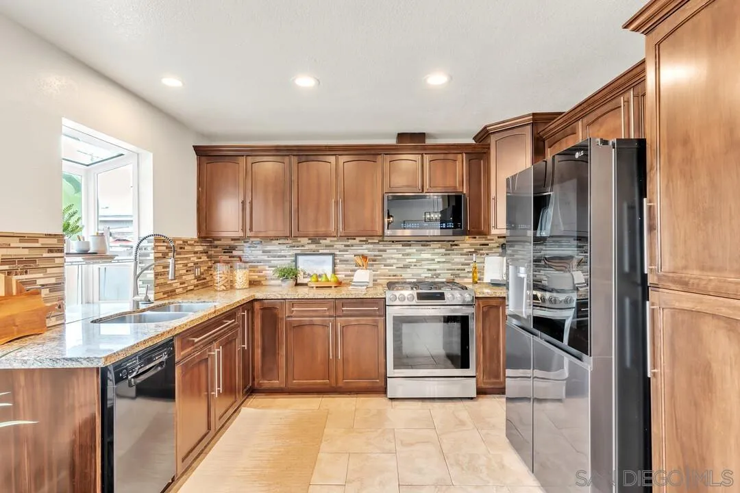 https://cdn.realtyfeed.com/cdn/127/260013299/463a1e407c2eafa90b07463e91dba50b.webp