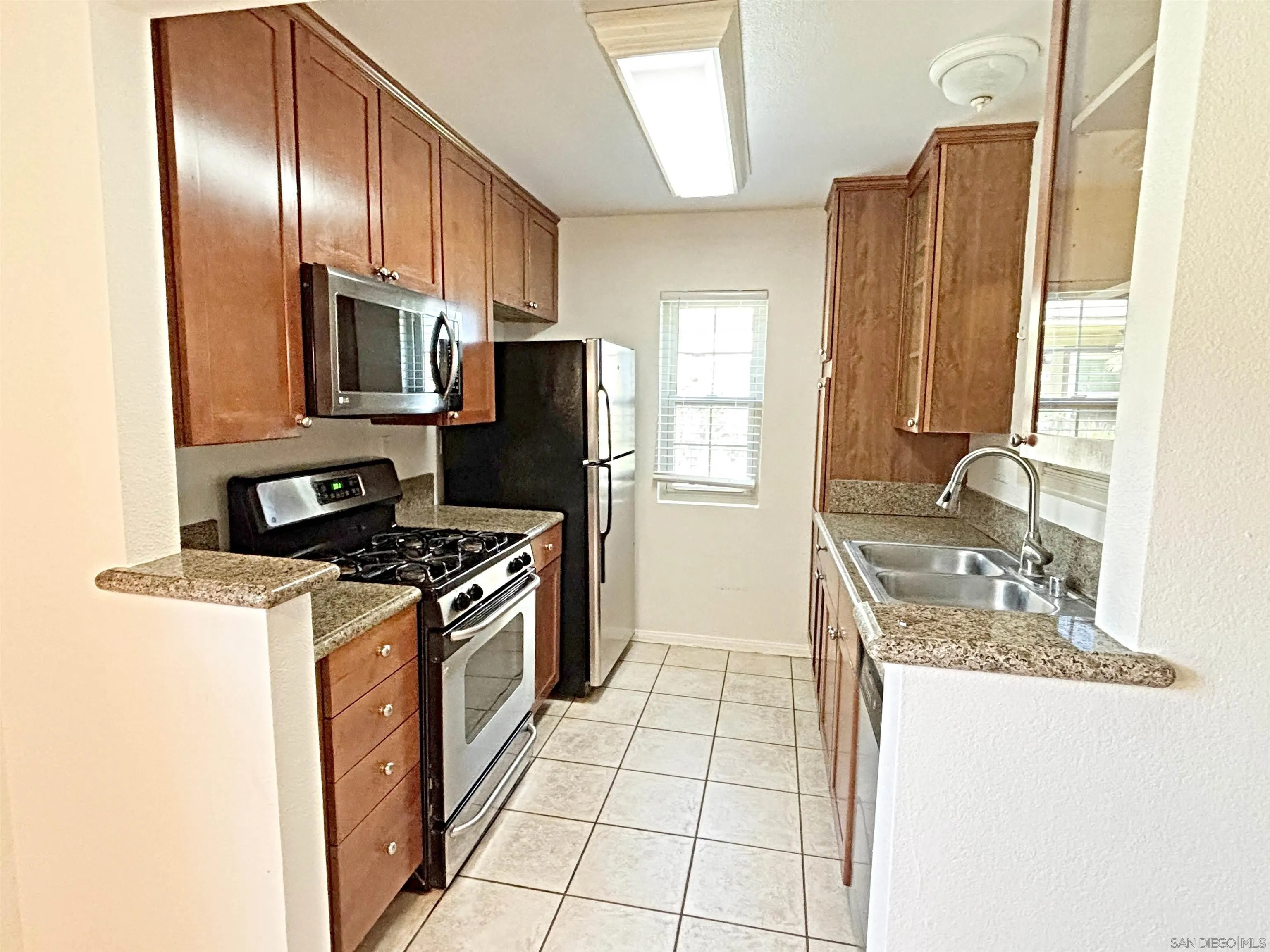 Photo #6: 260013301 Listing: Photo #6