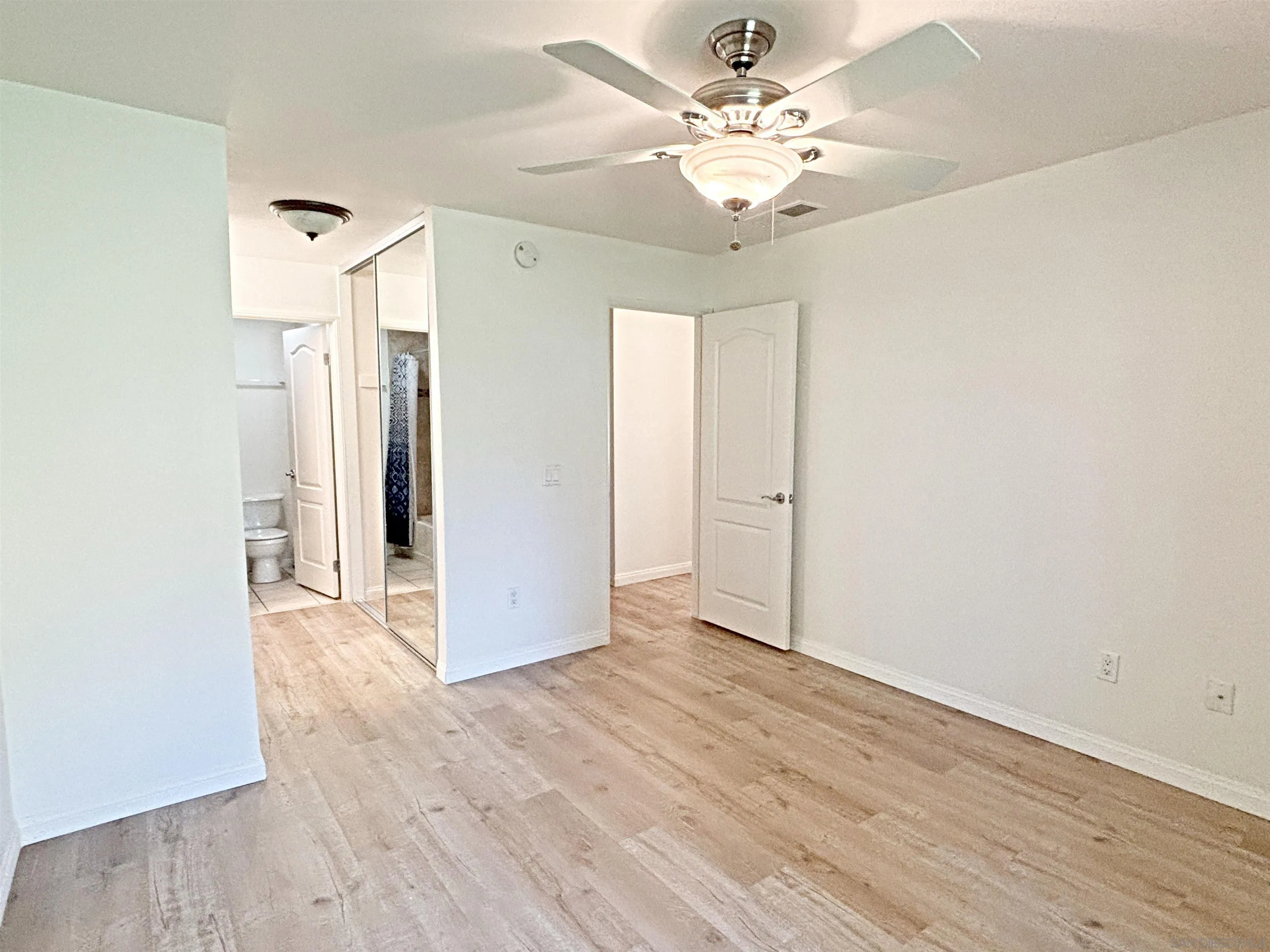 Photo #14: 260013301 Listing: Photo #14