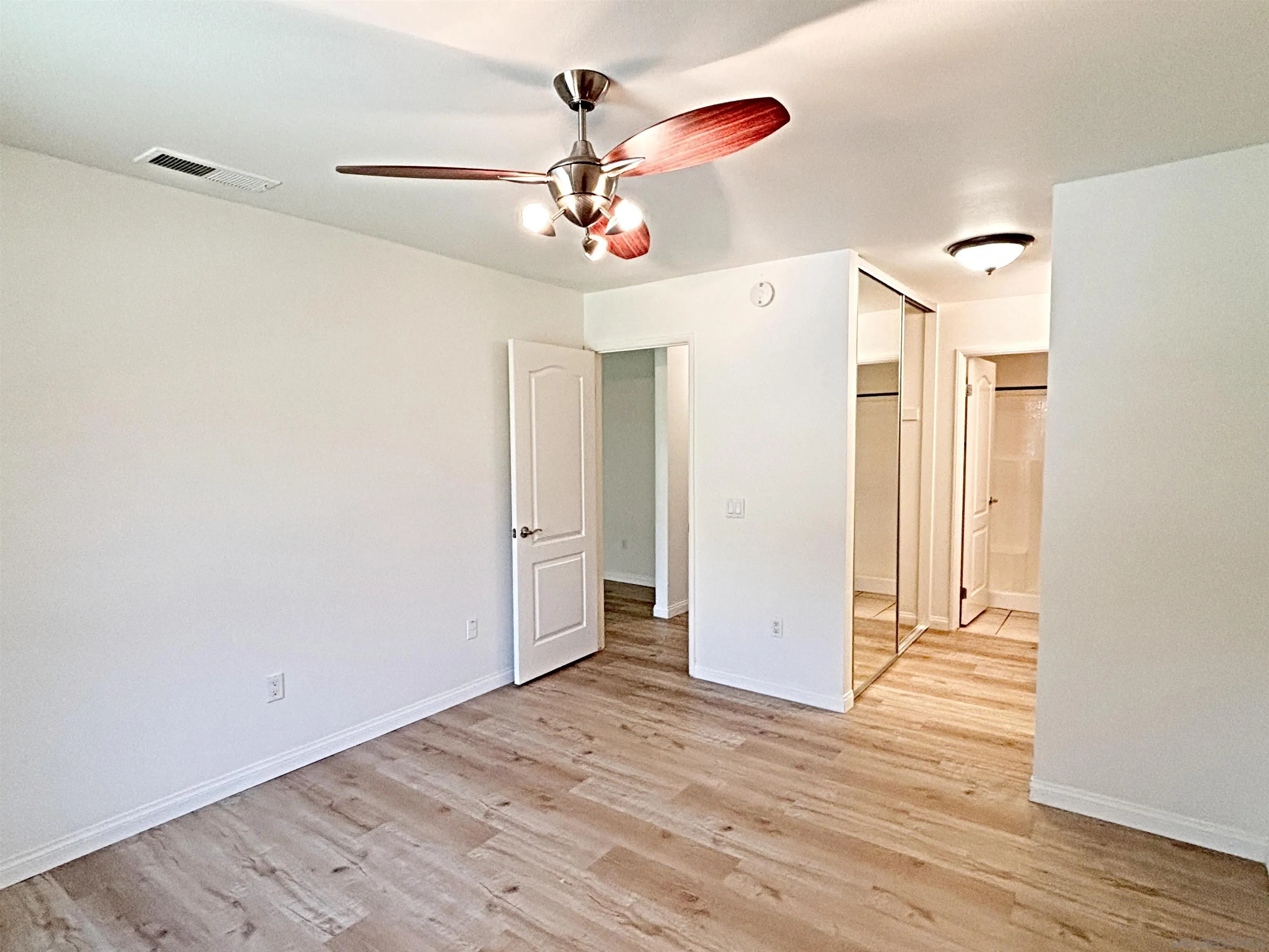 Photo #10: 260013301 Listing: Photo #10