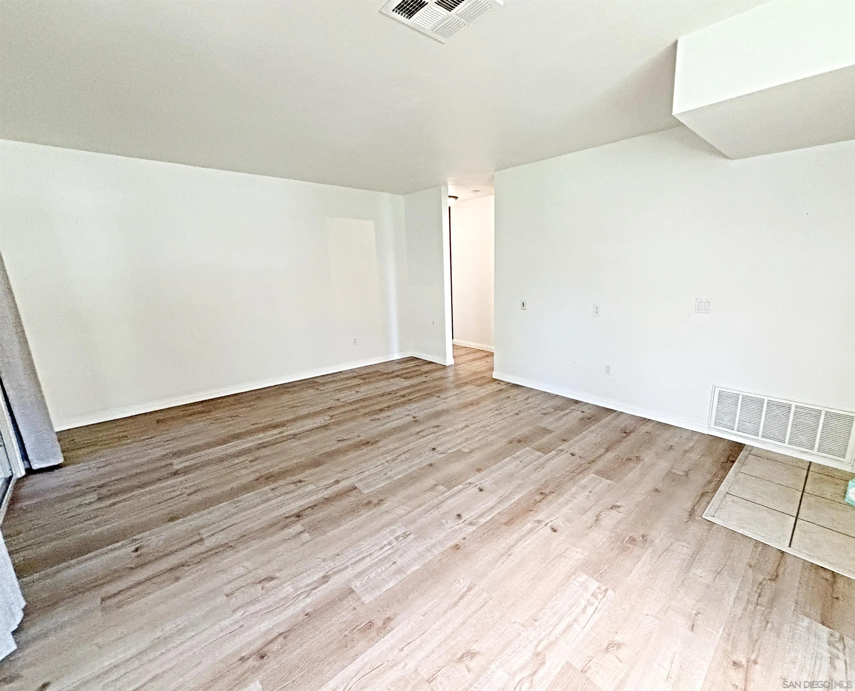 10619 Dabney Dr Unit 25, San Diego, CA 92126 - Photo 4 of 25, San Diego, CA
