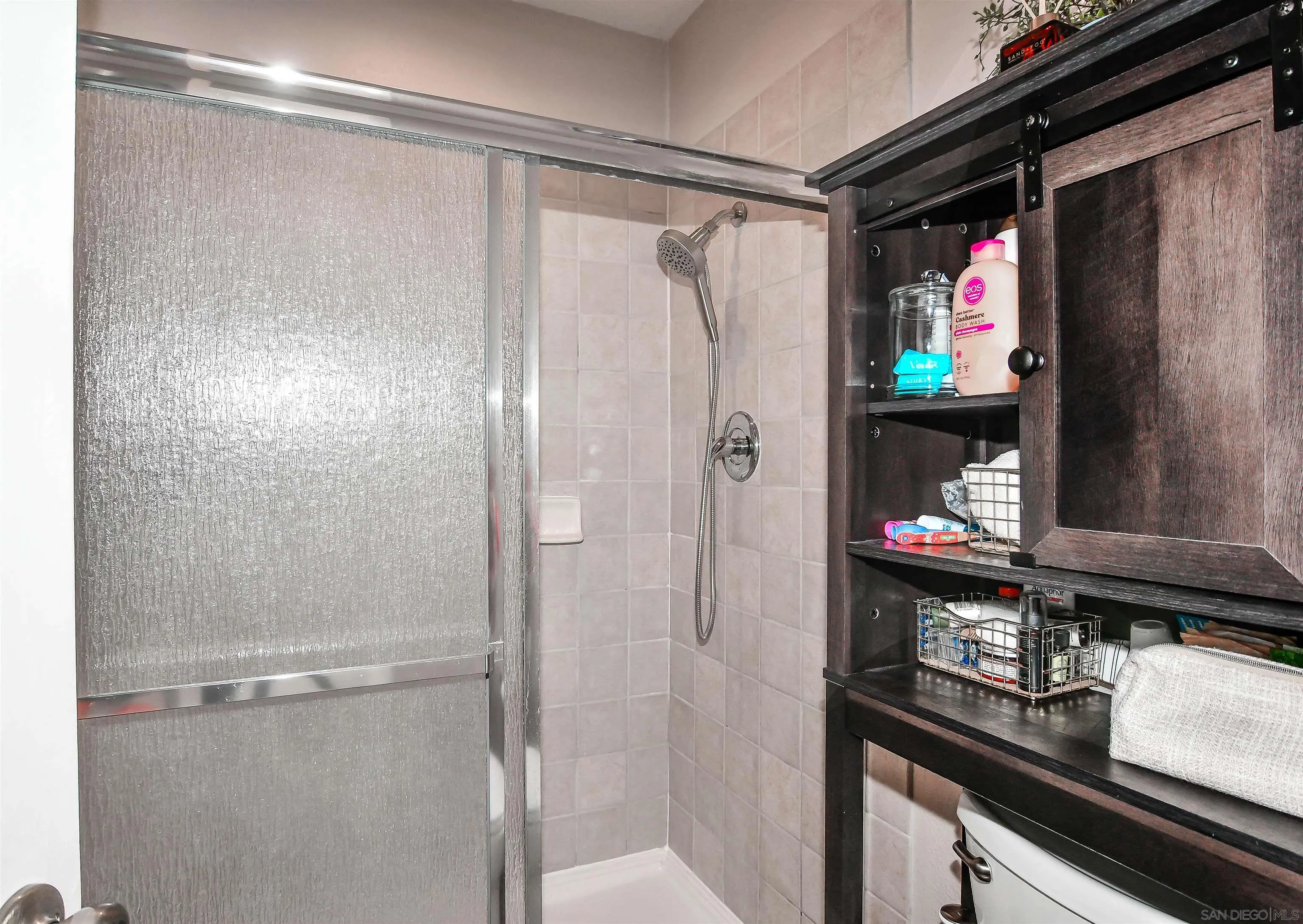 Photo #21: 260013303 Listing: Photo #21