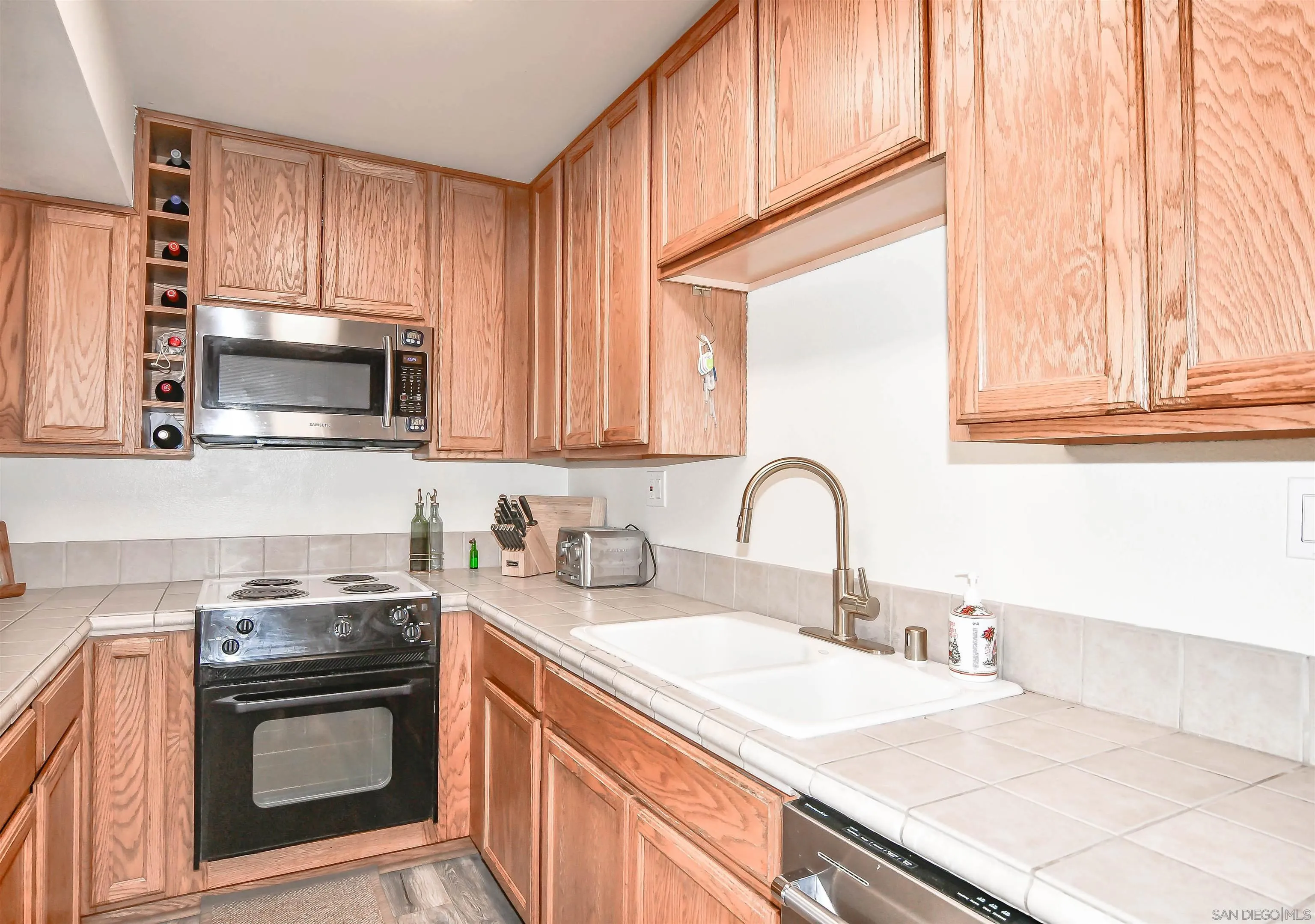 Photo #18: 260013303 Listing: Photo #18