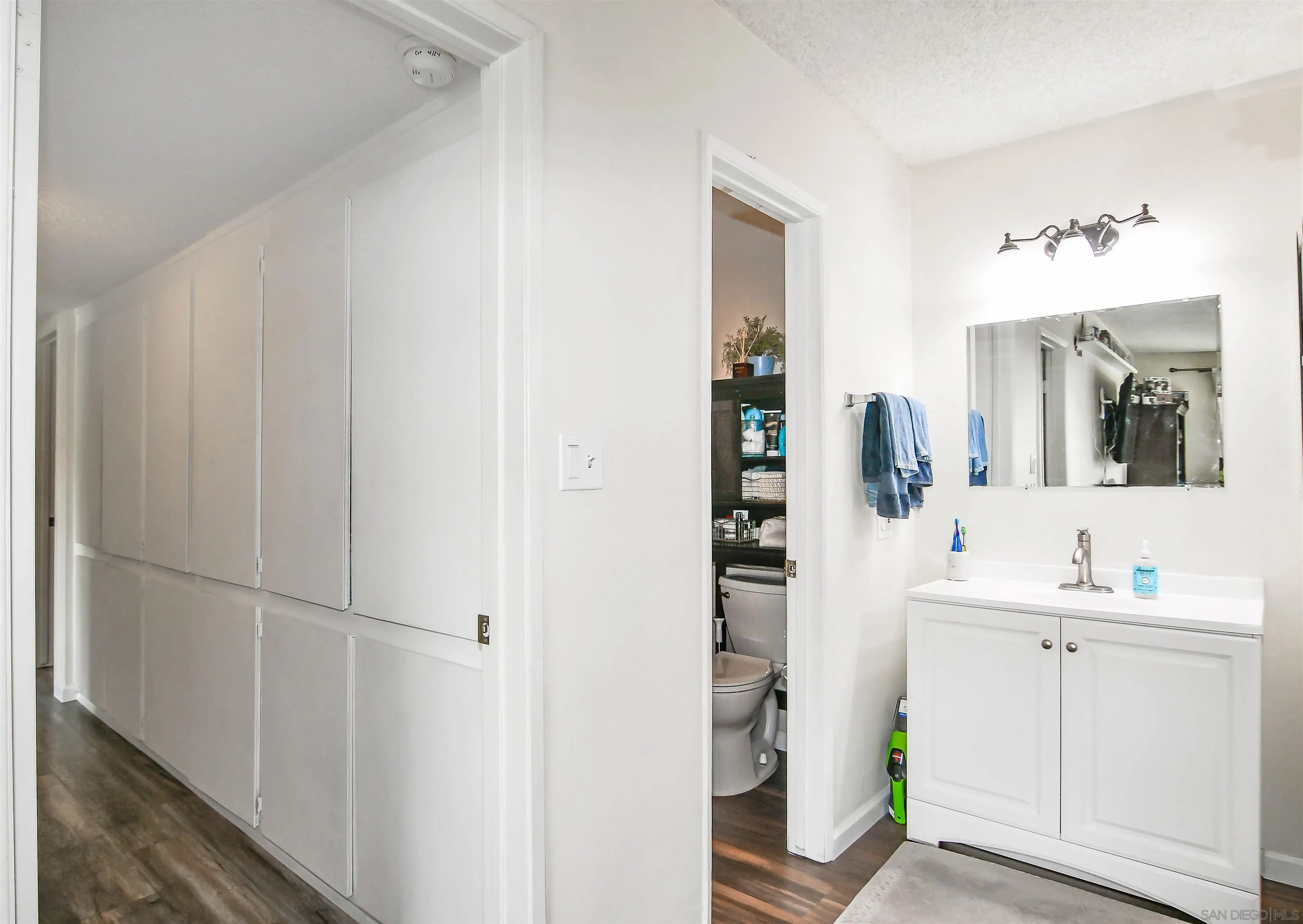 Photo #2: 260013303 Listing: Photo #2