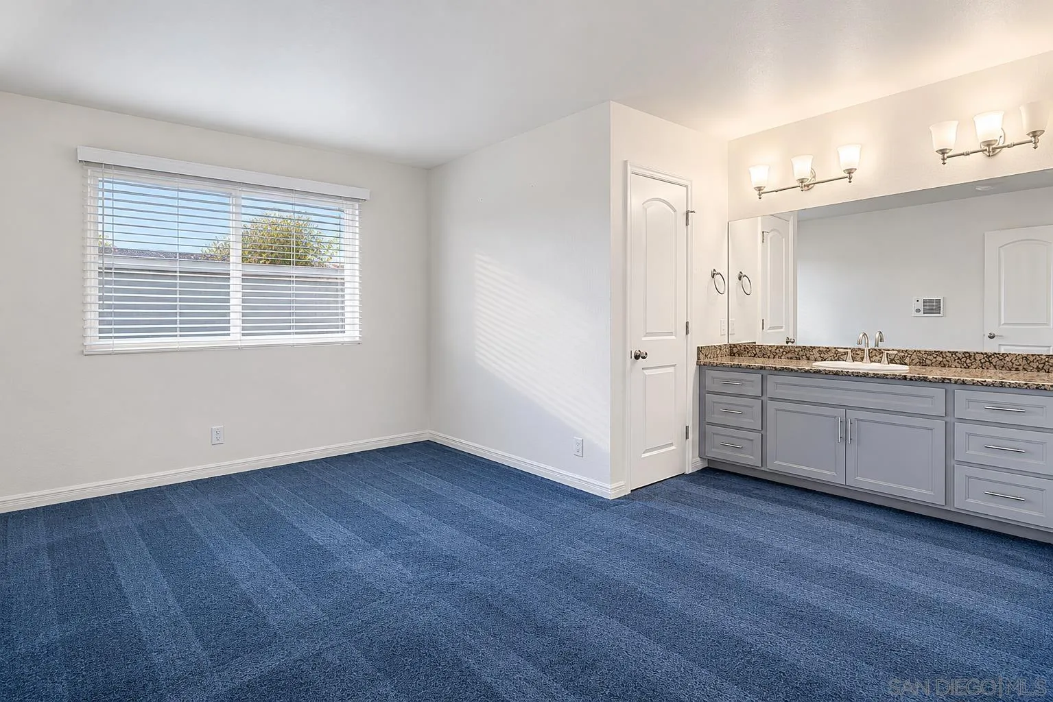Photo #14: 260013304 Listing: Photo #14