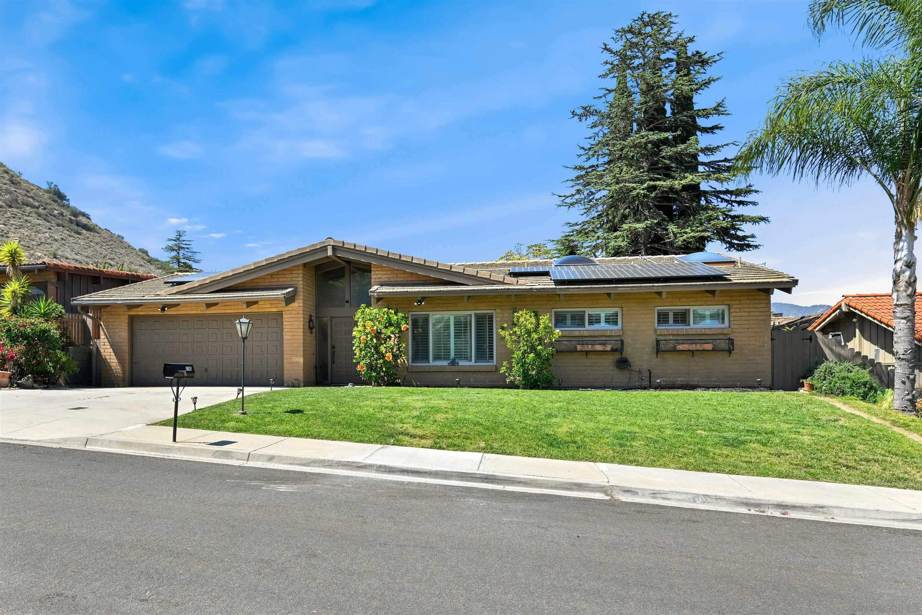 https://cdn.realtyfeed.com/cdn/127/260013310/78777528593efea14a456caed1e51524.webp
