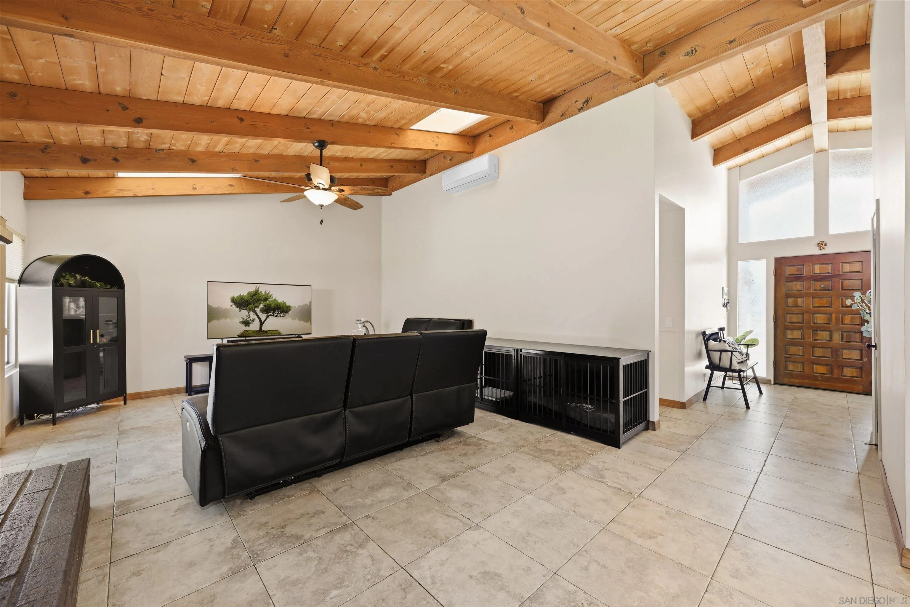 https://cdn.realtyfeed.com/cdn/127/260013310/d53a819f46ad876dbcf99f6c025aa71f.webp