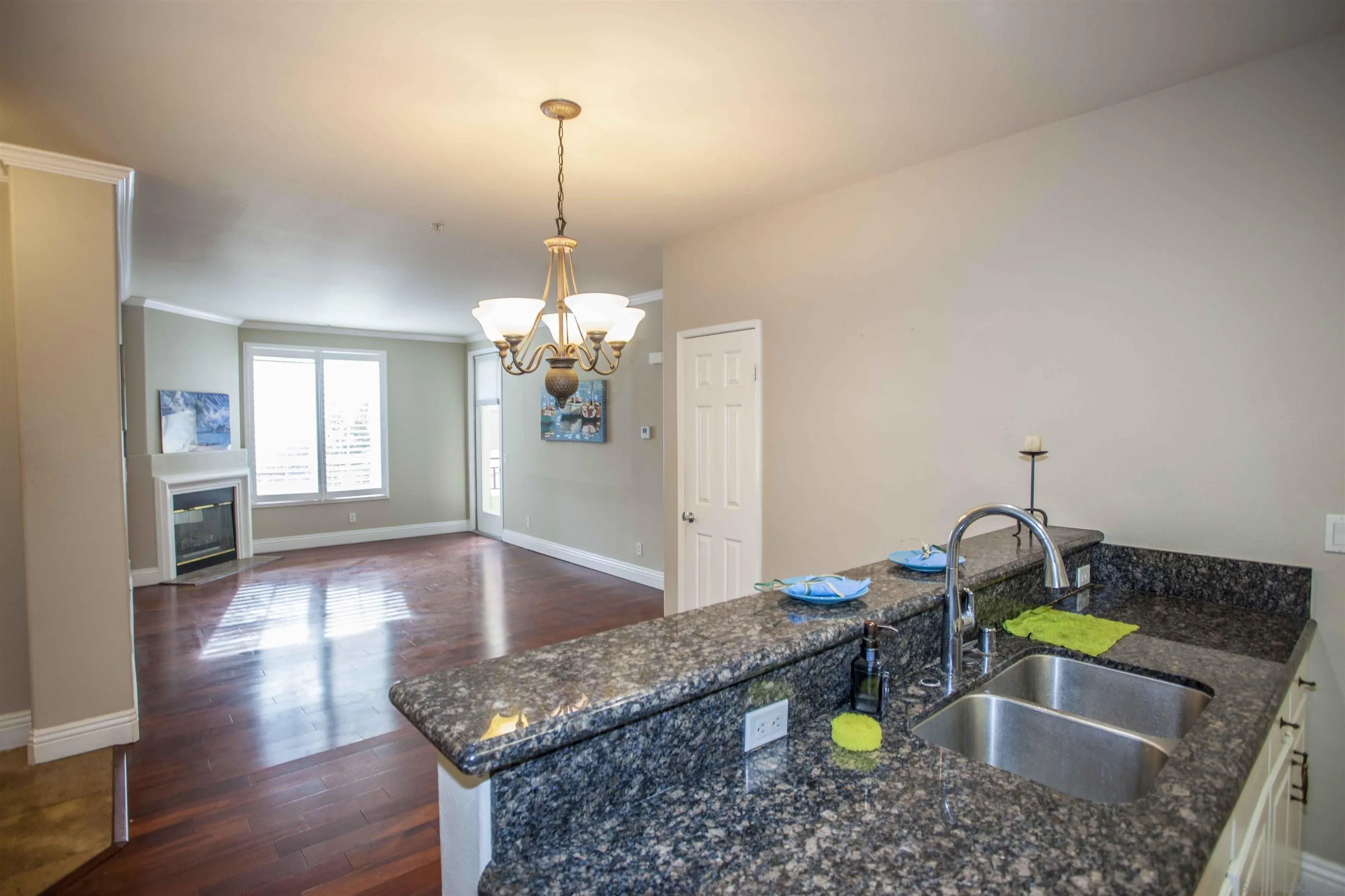 Photo #3: 260013314 Listing: Photo #3