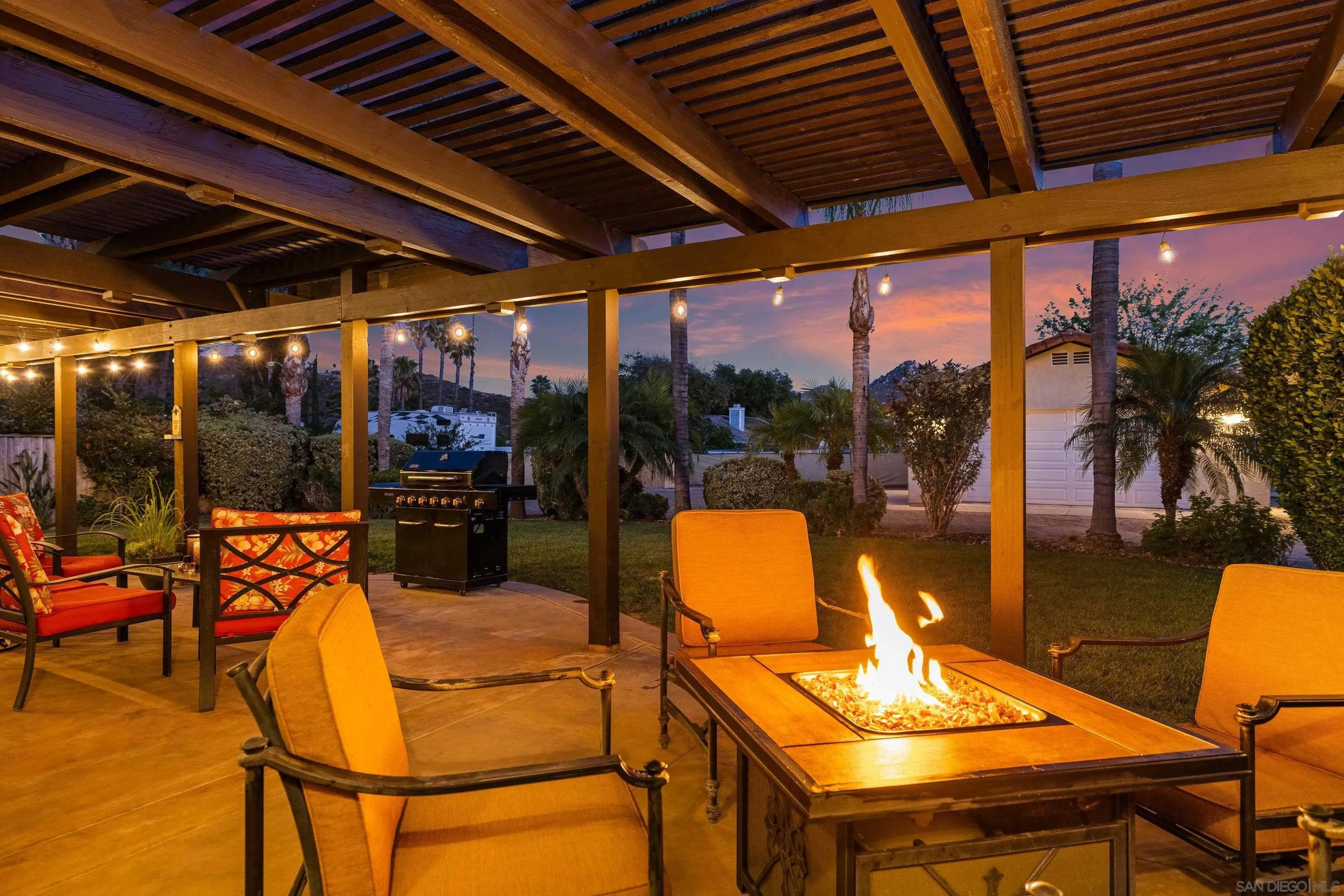 https://cdn.realtyfeed.com/cdn/127/260013319/176b6e97729d6e91345ddf46b48a18a0.webp