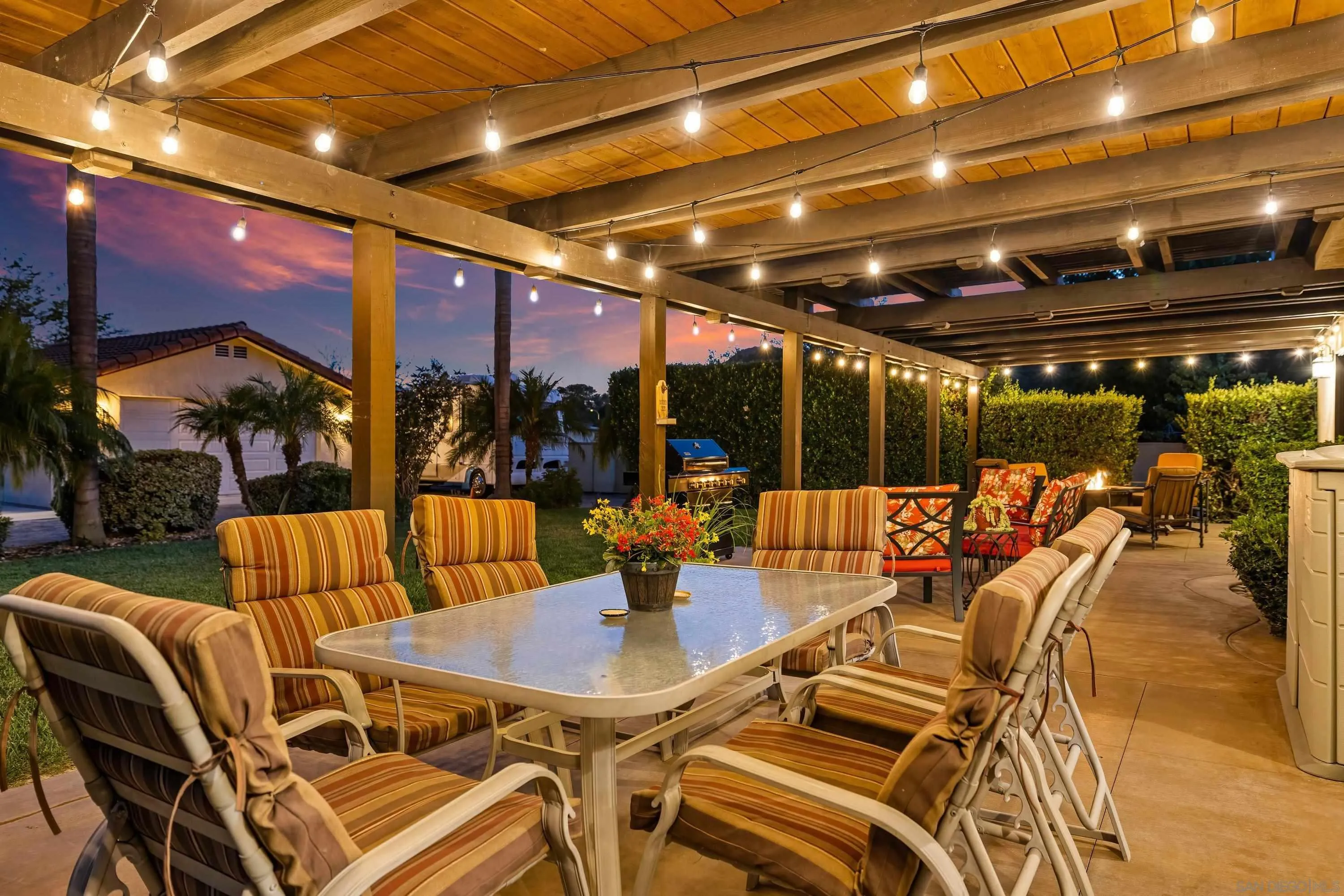 https://cdn.realtyfeed.com/cdn/127/260013319/93c99c51accbcb46fc803f53814e26ac.webp
