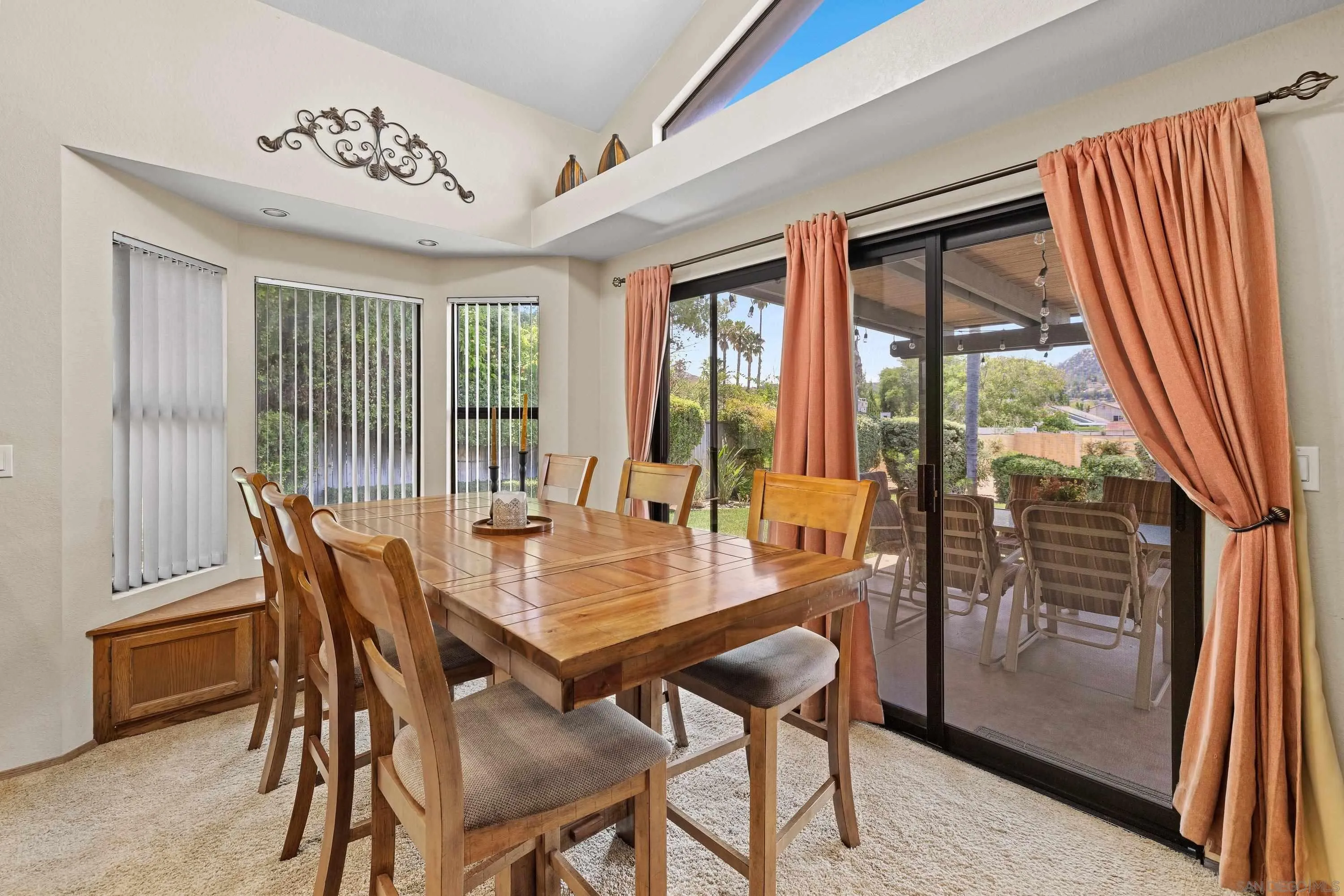 https://cdn.realtyfeed.com/cdn/127/260013319/ee5e4b7fc15407126ed23a462b97c6a0.webp
