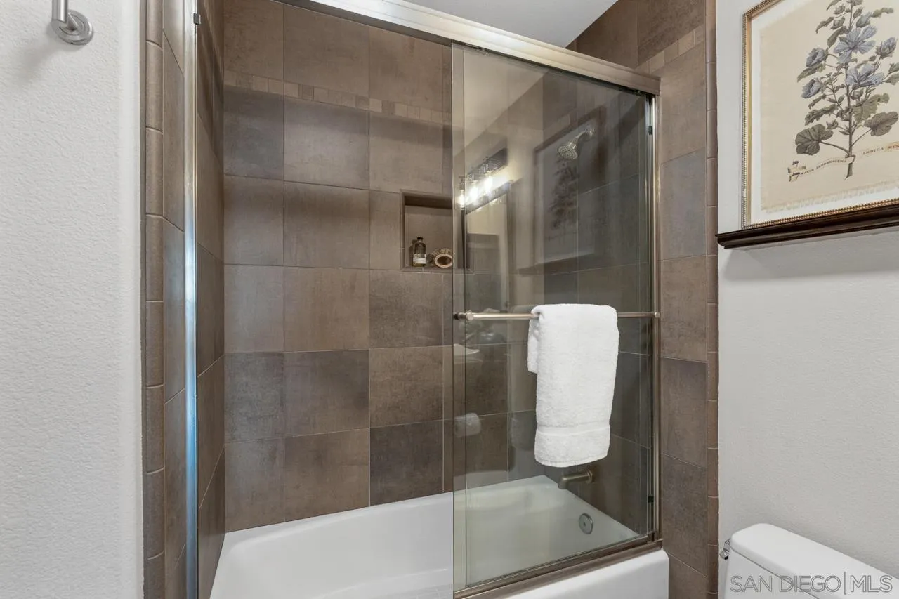 Photo #31: 260013326 Listing: Photo #31