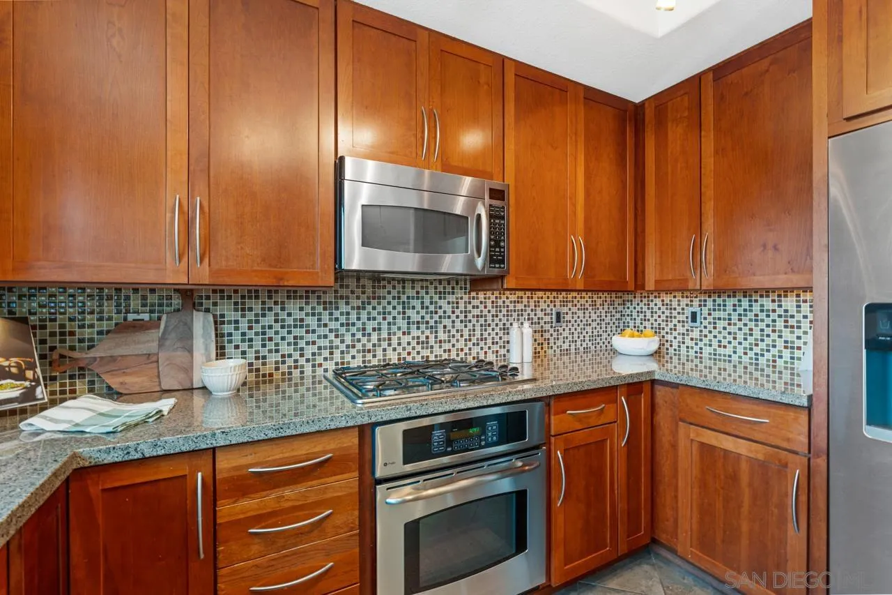 Photo #16: 260013326 Listing: Photo #16