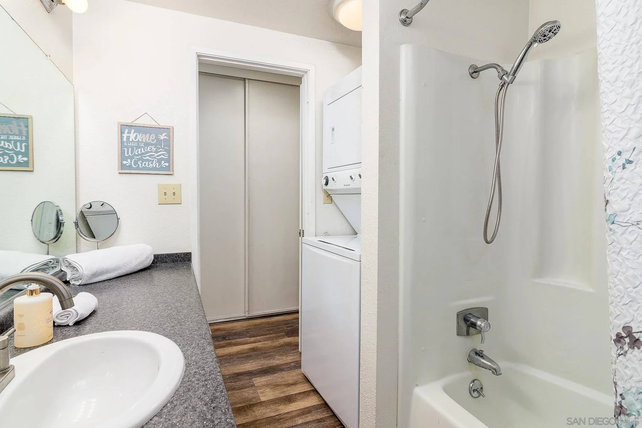 Photo #22: 260013333 Listing: Photo #22