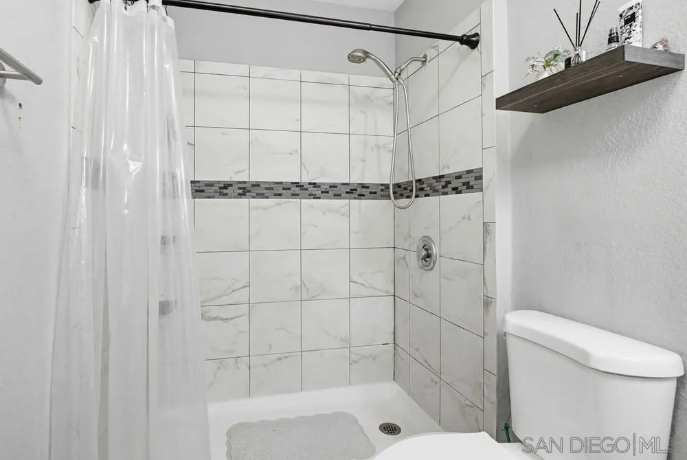 Photo #15: 260013341 Listing: Photo #15