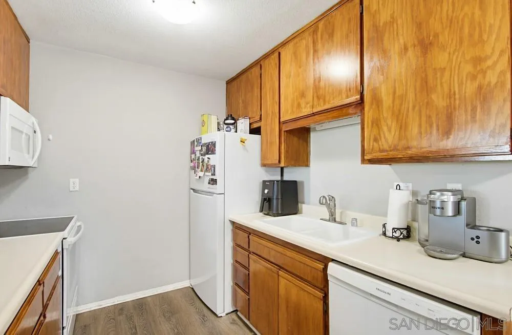 Photo #9: 260013341 Listing: Photo #9